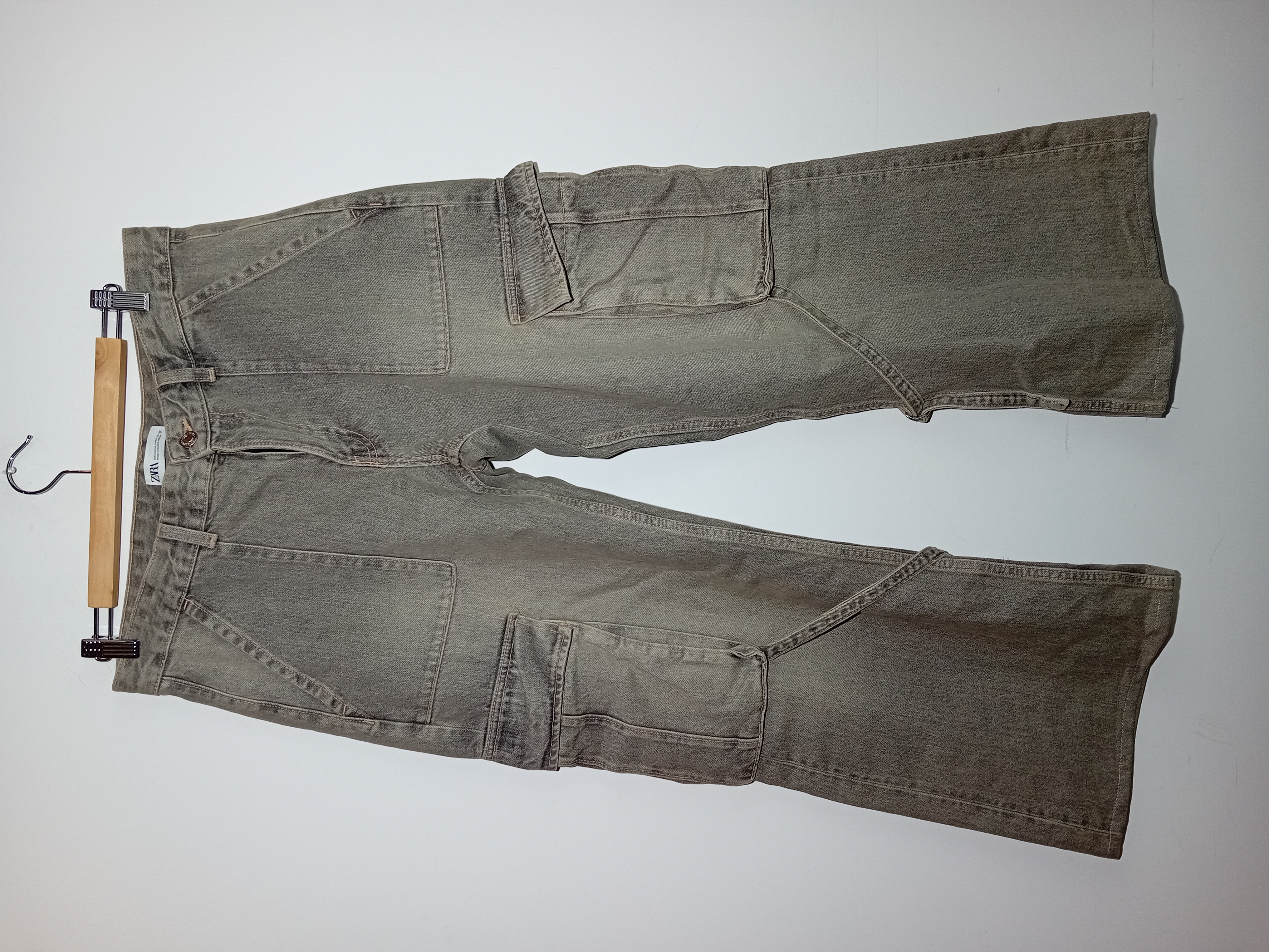 Pantalon Cargo Large Denim Gris Zara