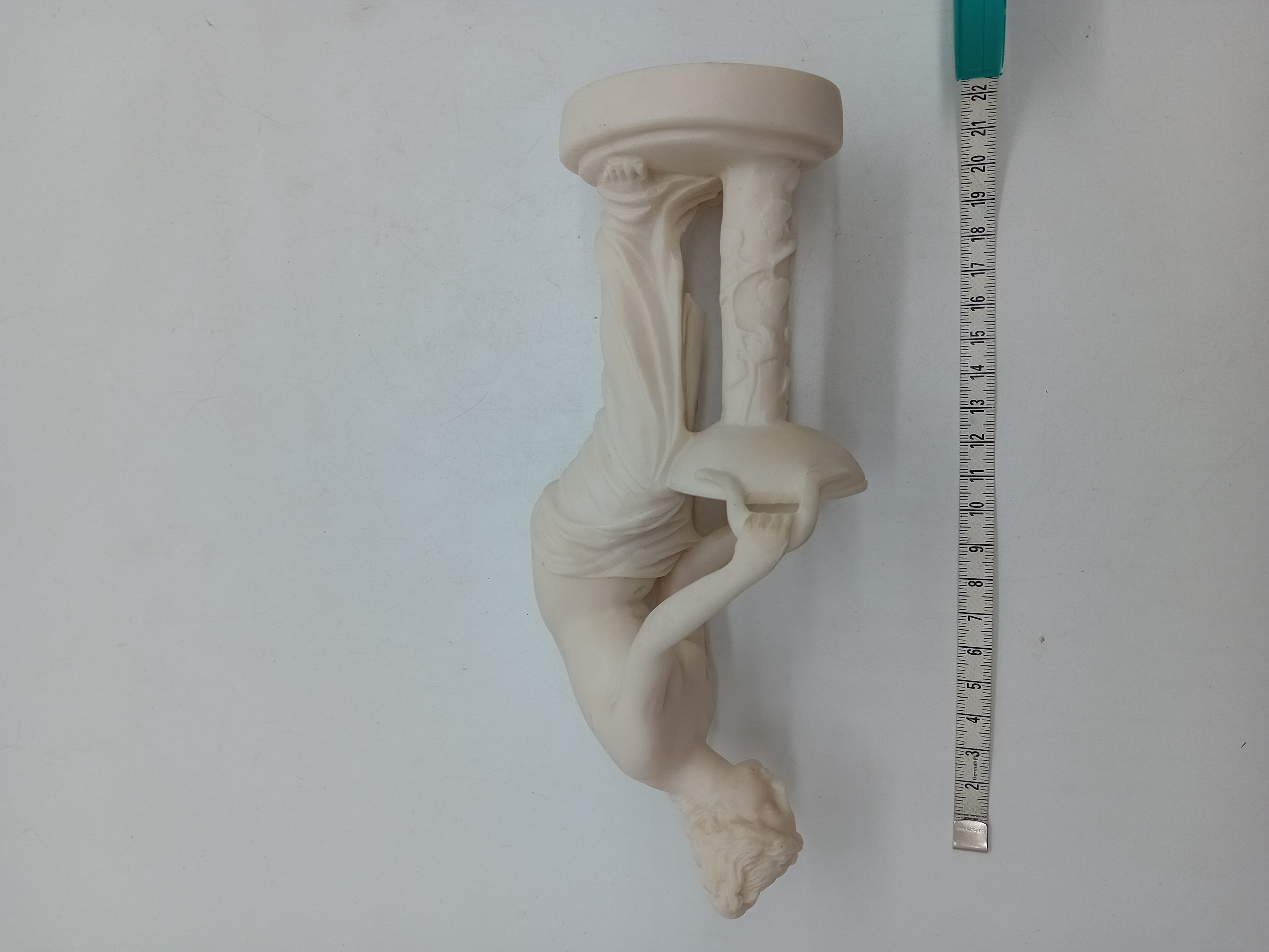 Statue Femme Albatre Ifestos