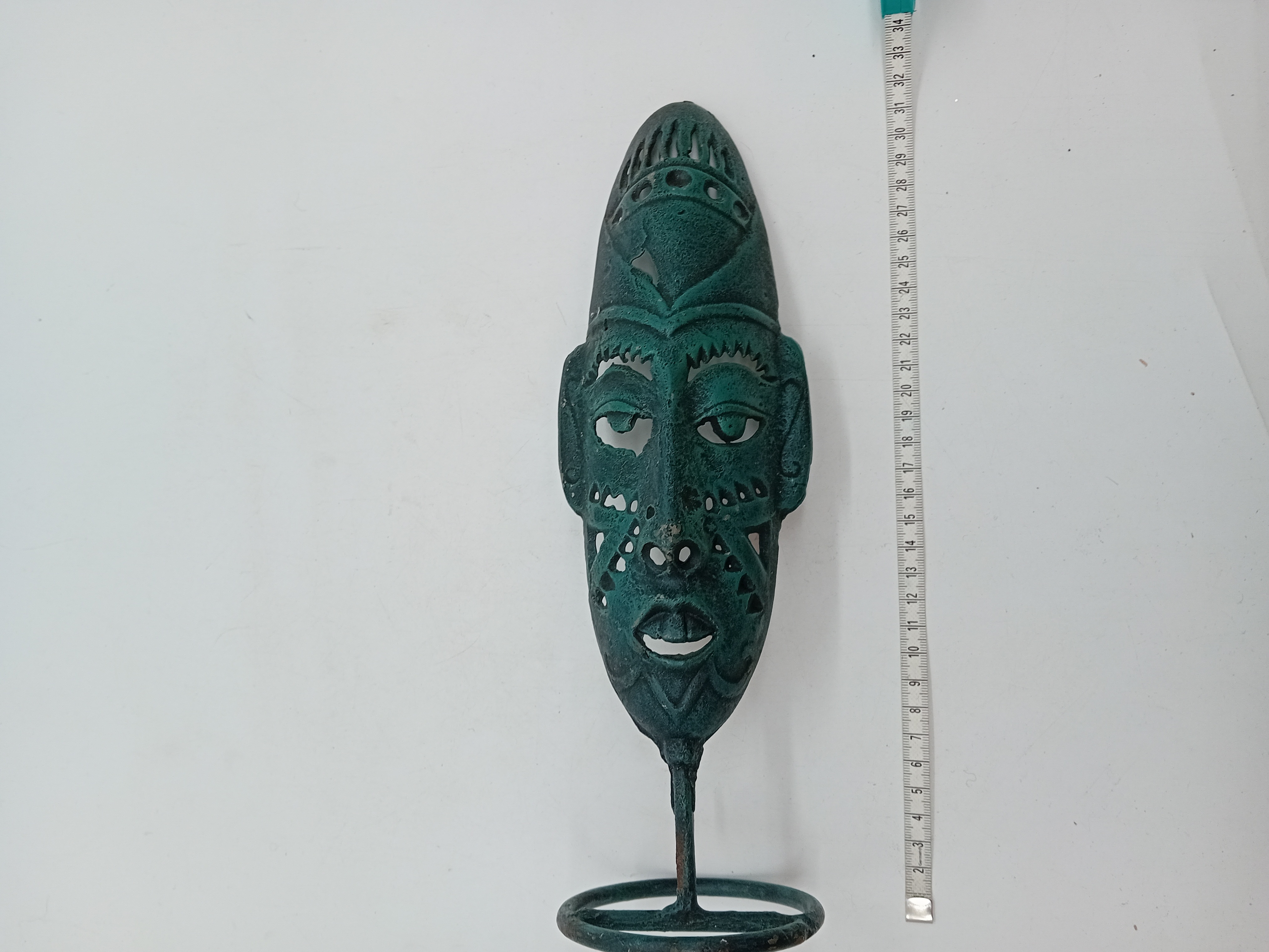 Masque Africain Décoratif En Bronze Patiné Vert