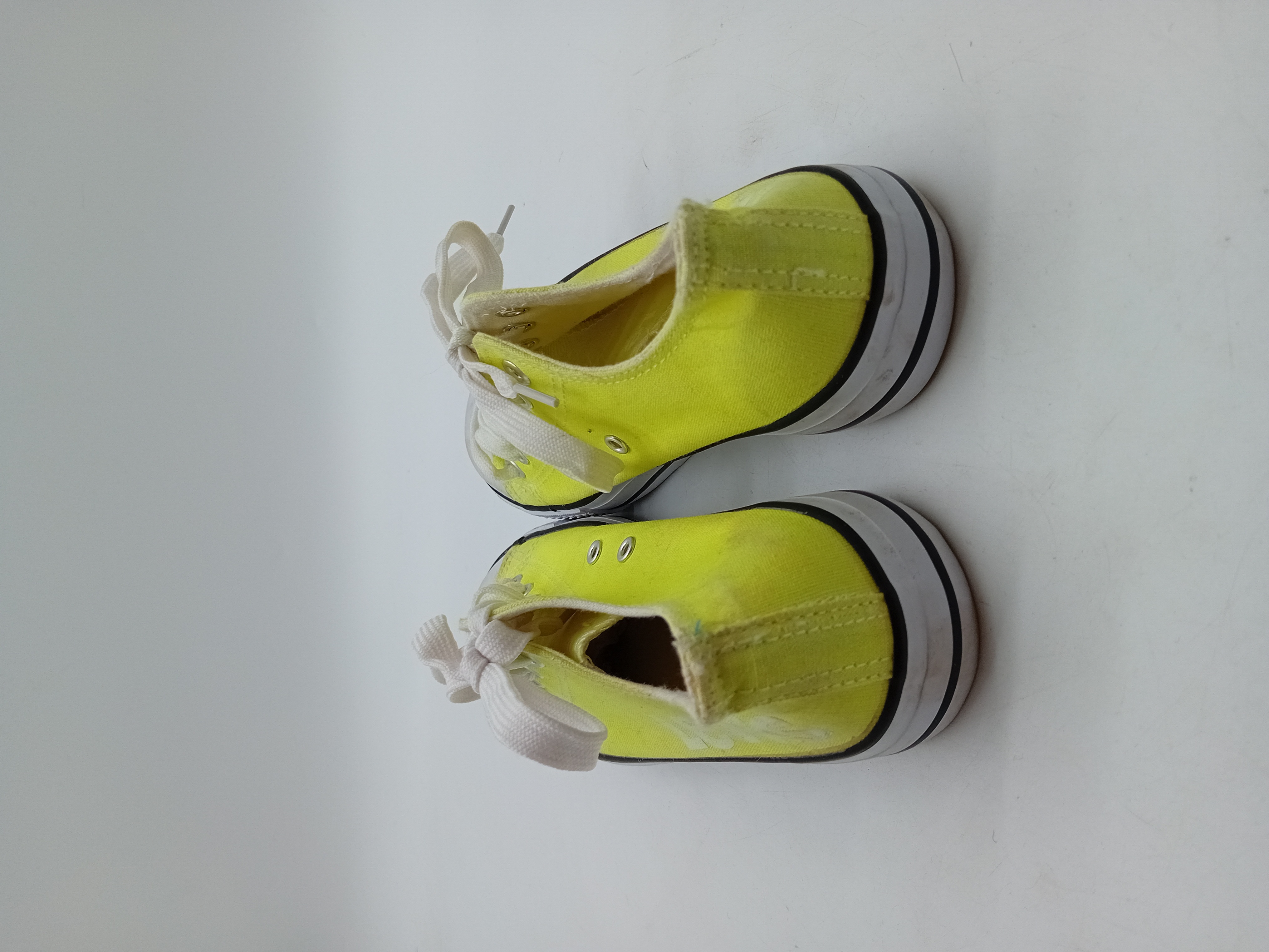 Baskets En Toile Jaune Levis 36