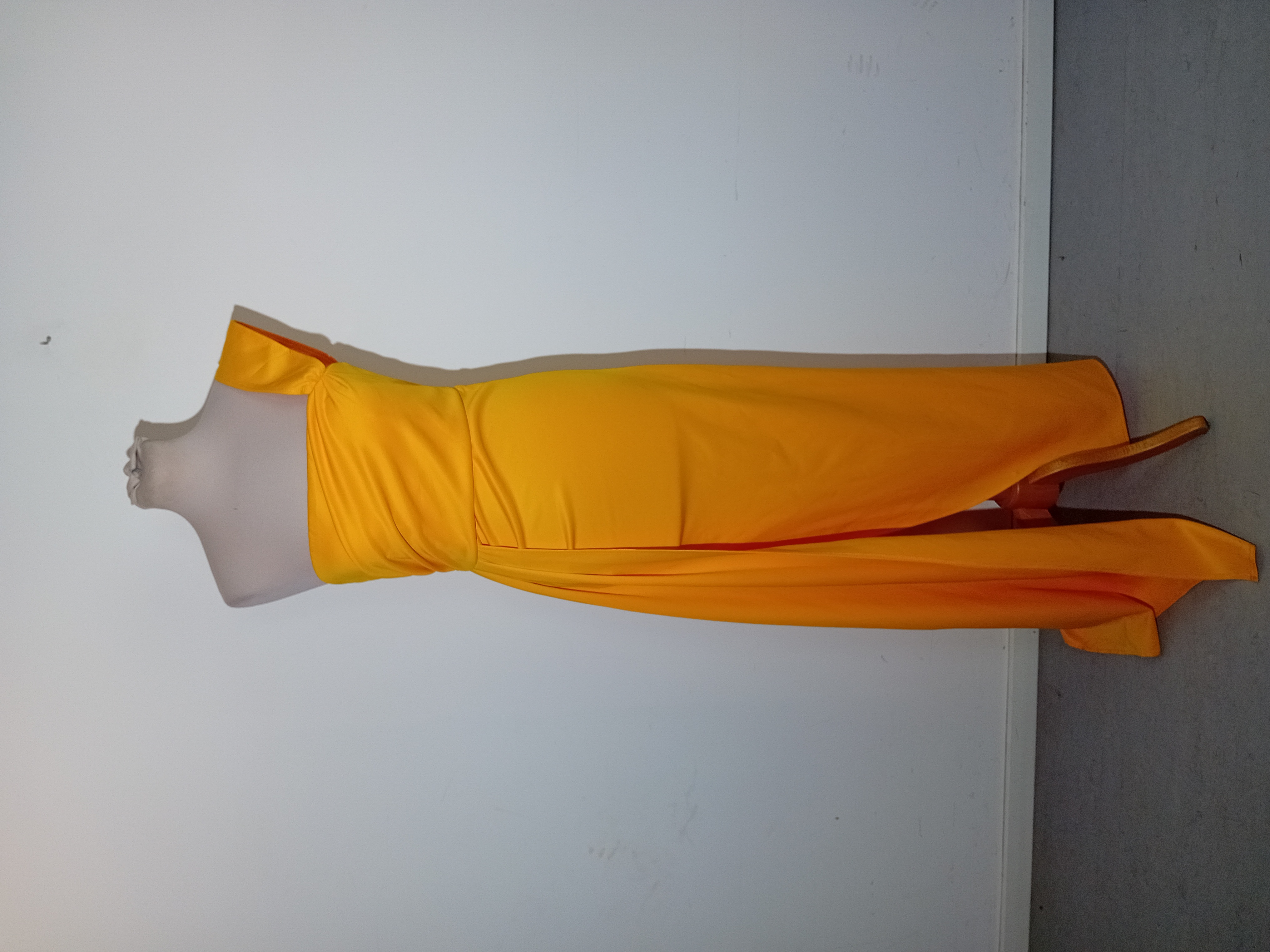 Robe Longue Asymétrique Jaune Miss Ord M