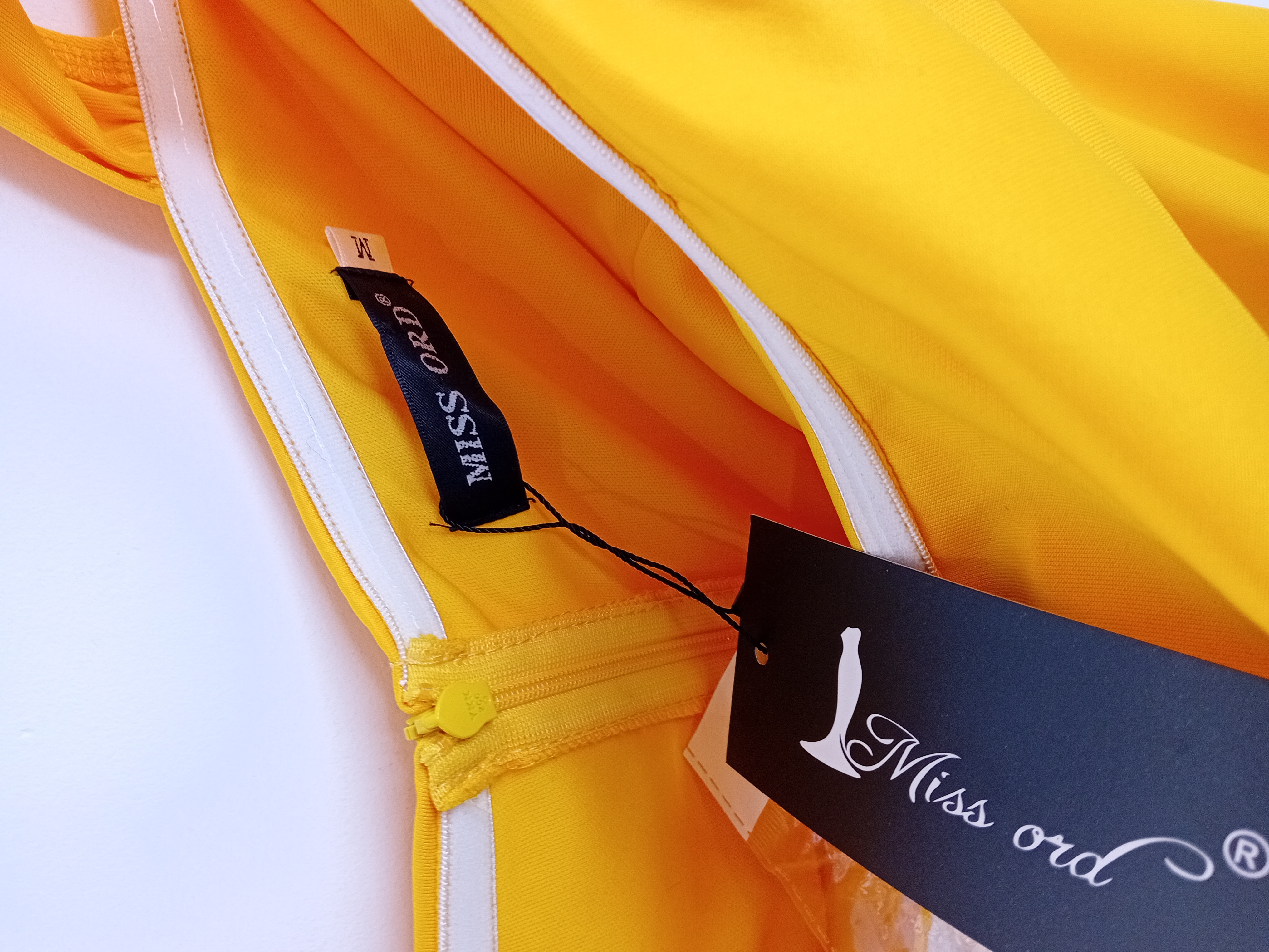 Robe Longue Asymétrique Jaune Miss Ord M