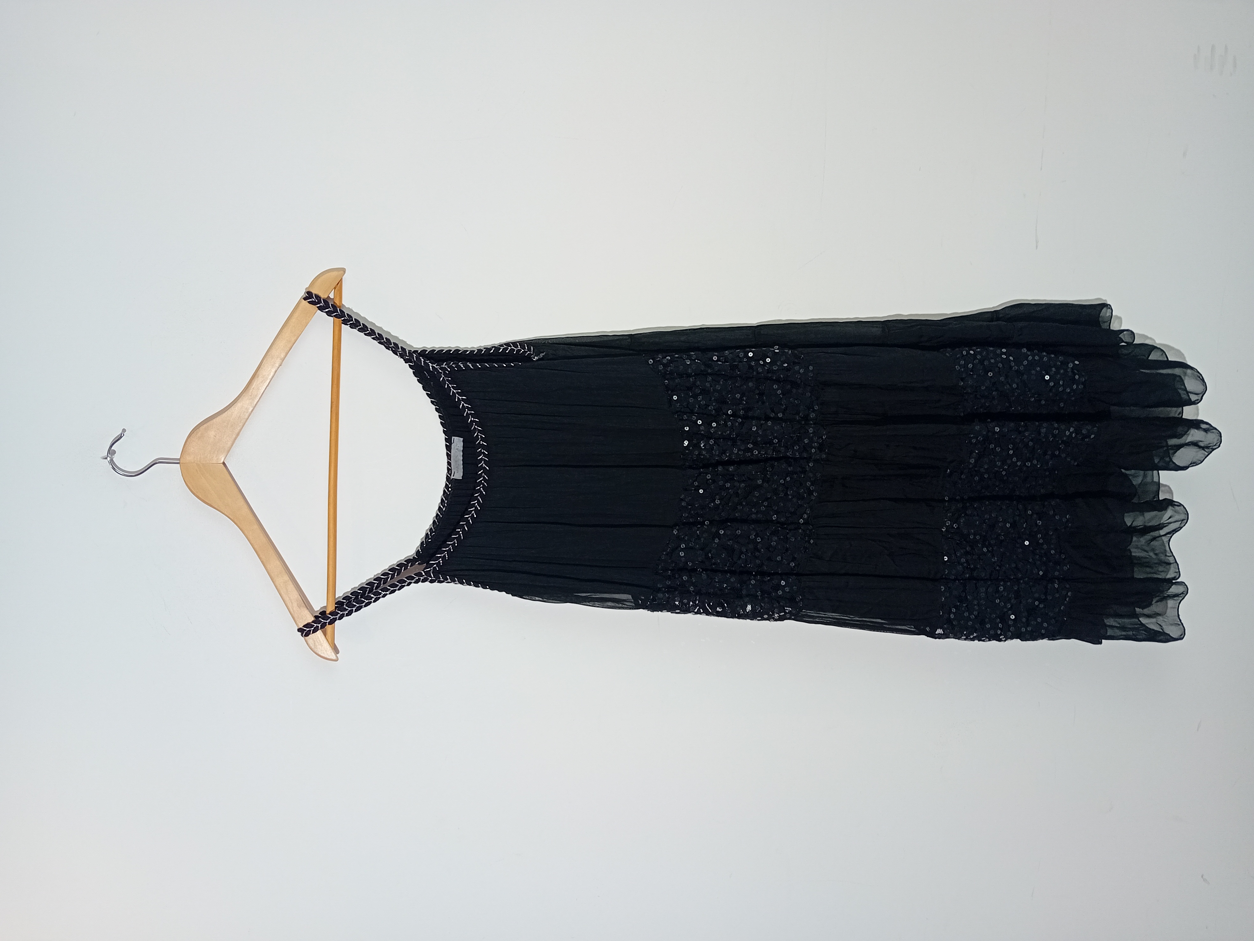 Robe en Soie Noire Sequins