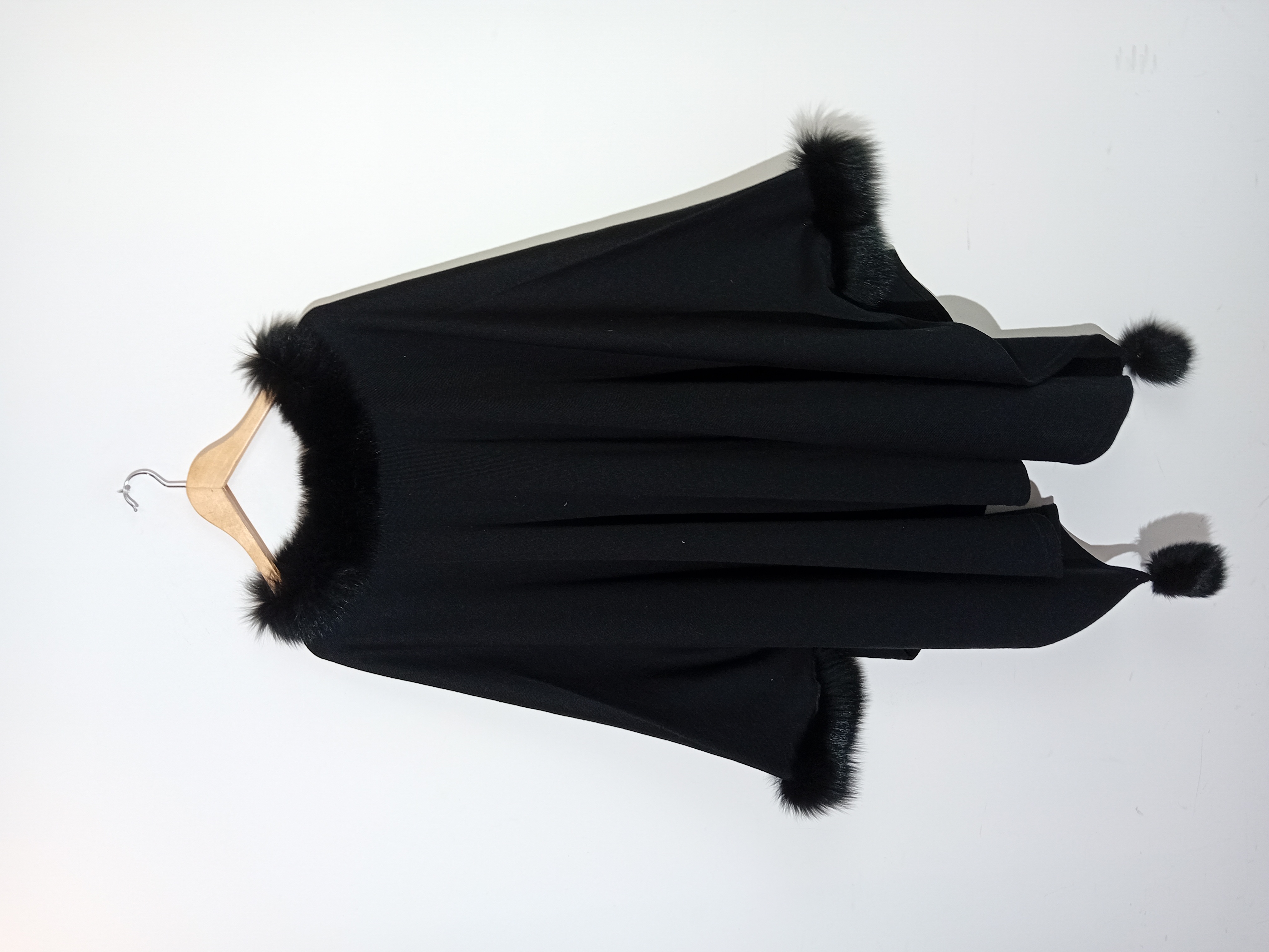 Cape Noire Alain Murati En Laine