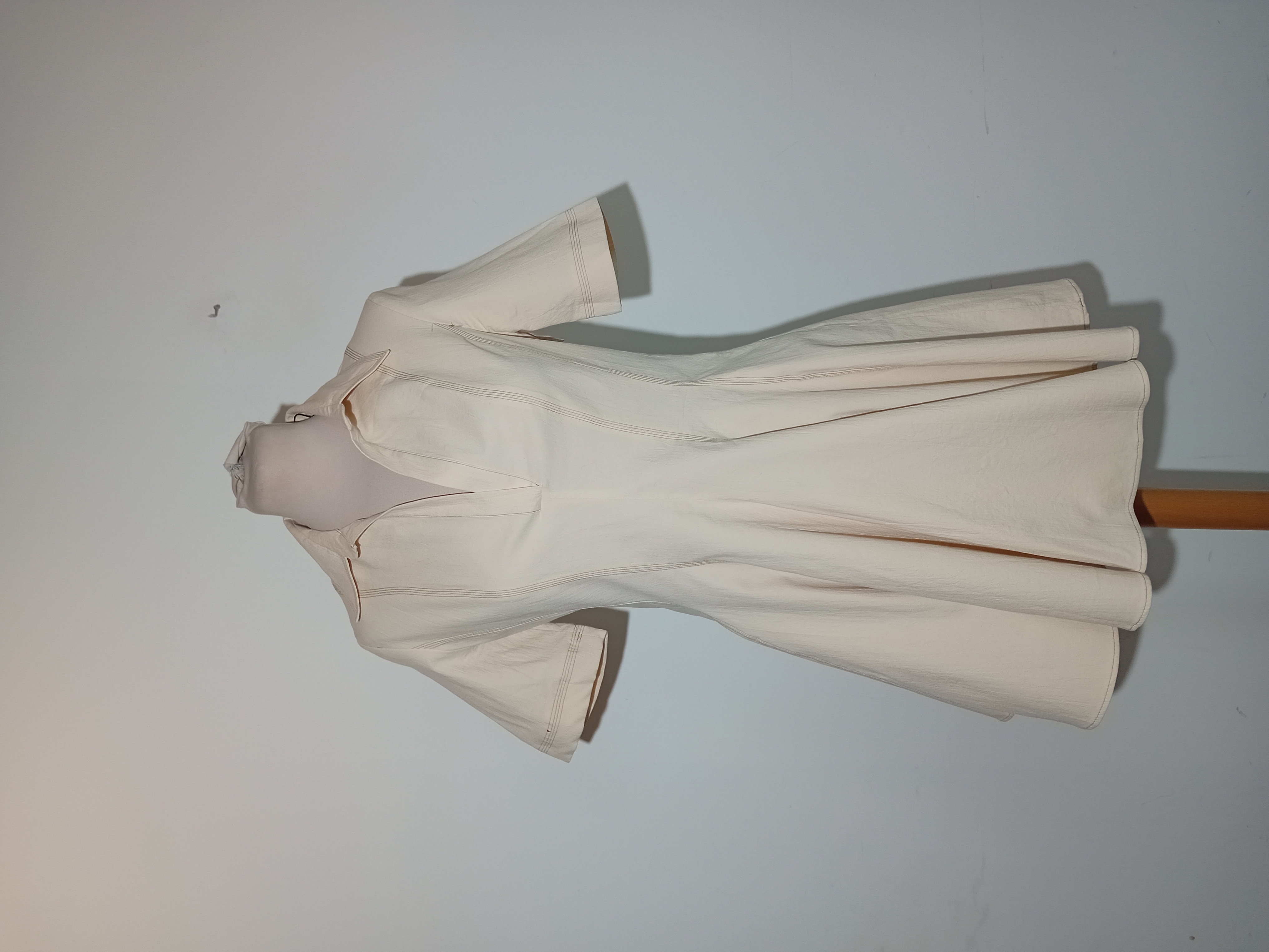 Robe Courte Beige Zara