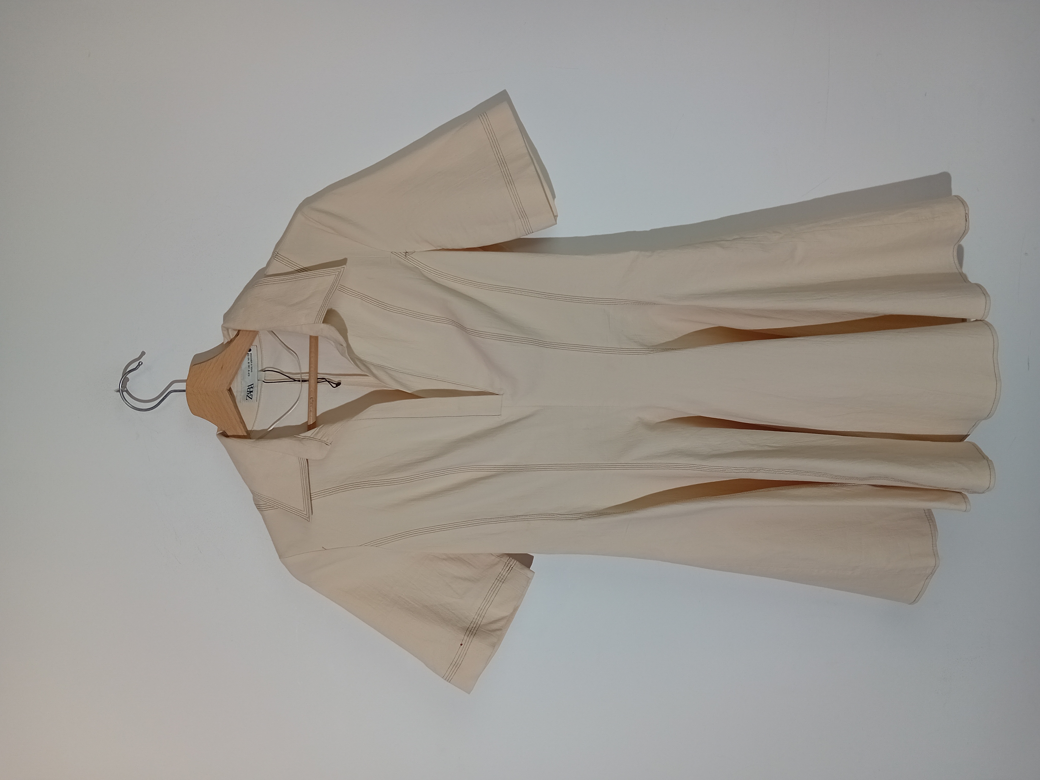 Robe Courte Beige Zara