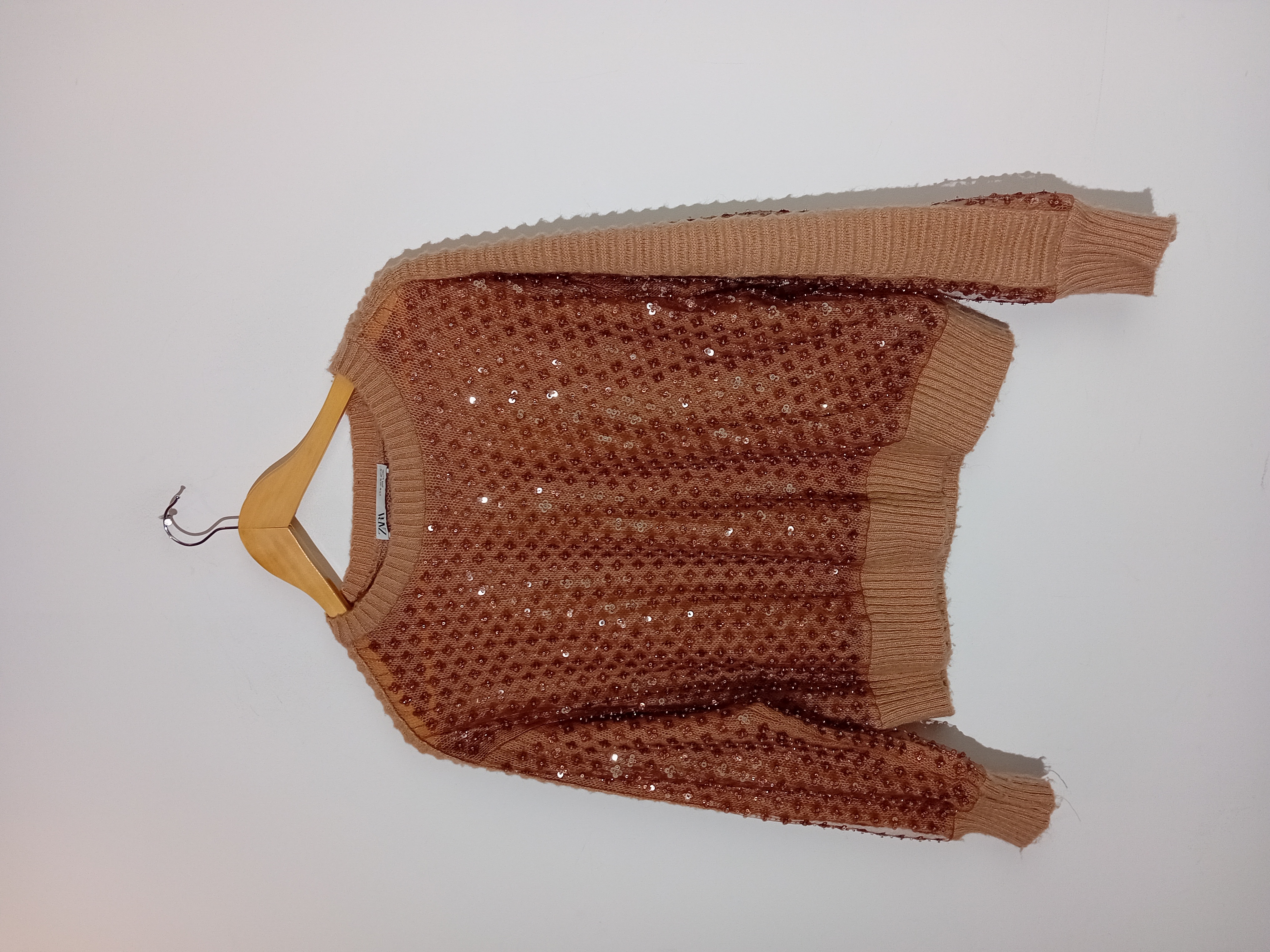 Pull En Maille À Paillettes Zara