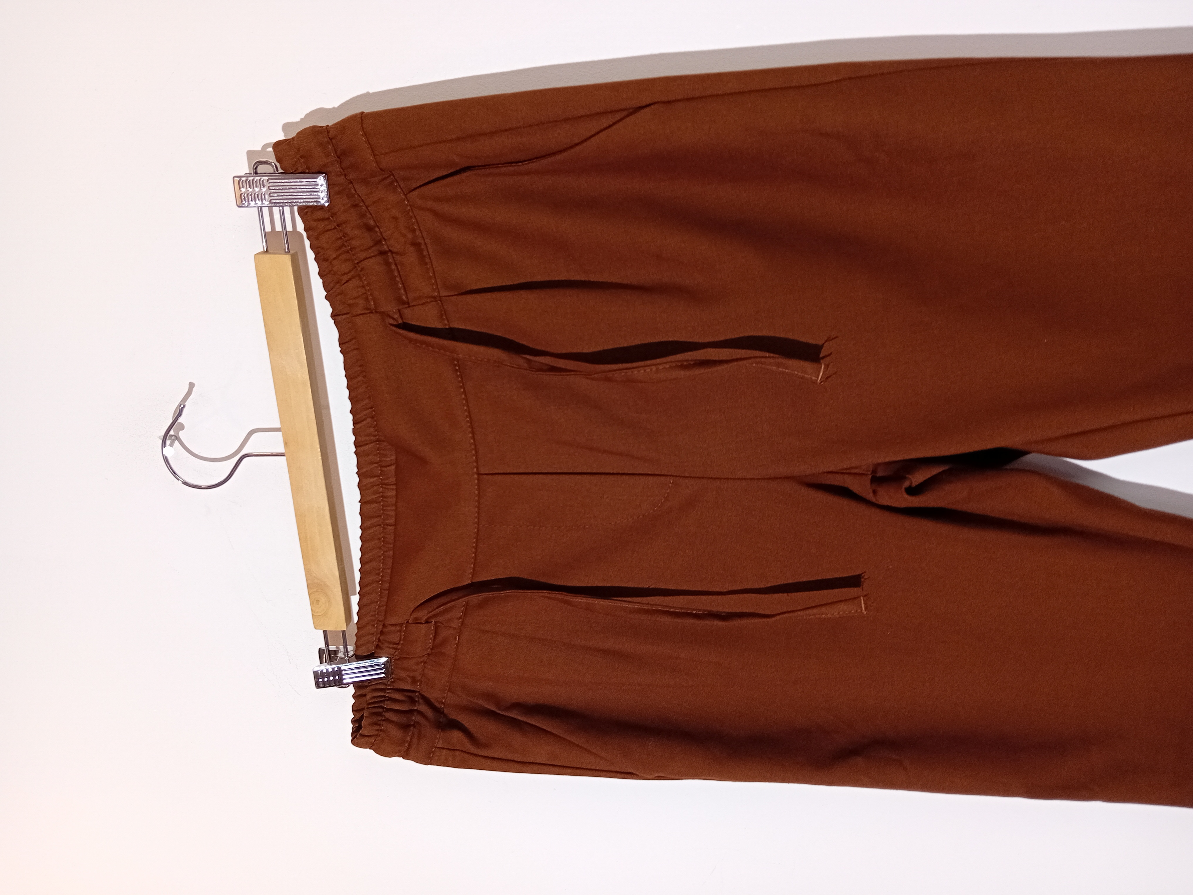 Pantalon Carotte Marron La Fée Maraboutée