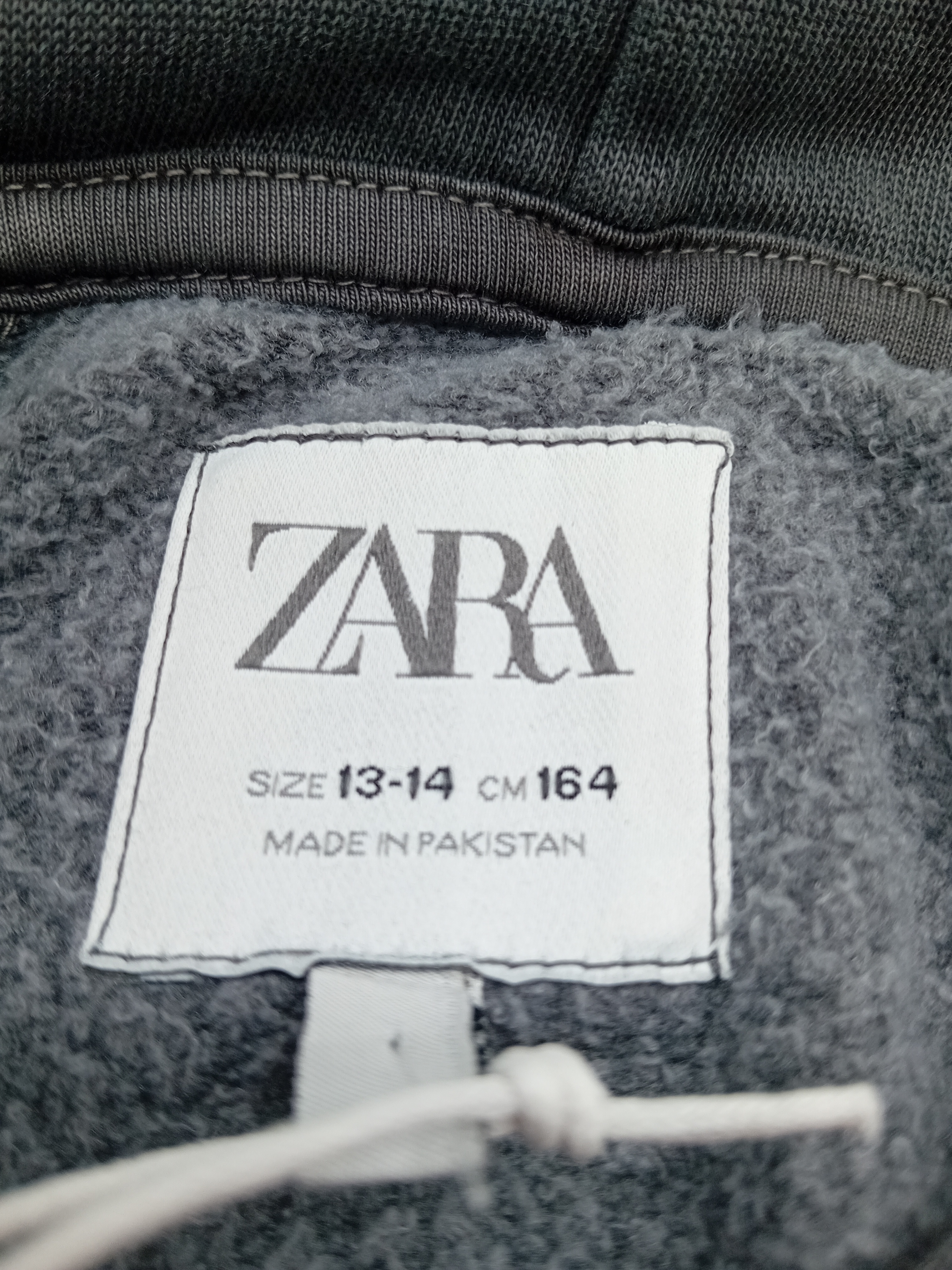 Lot de Sweats A Capuche Zara Gris Fonce Minimal Edition