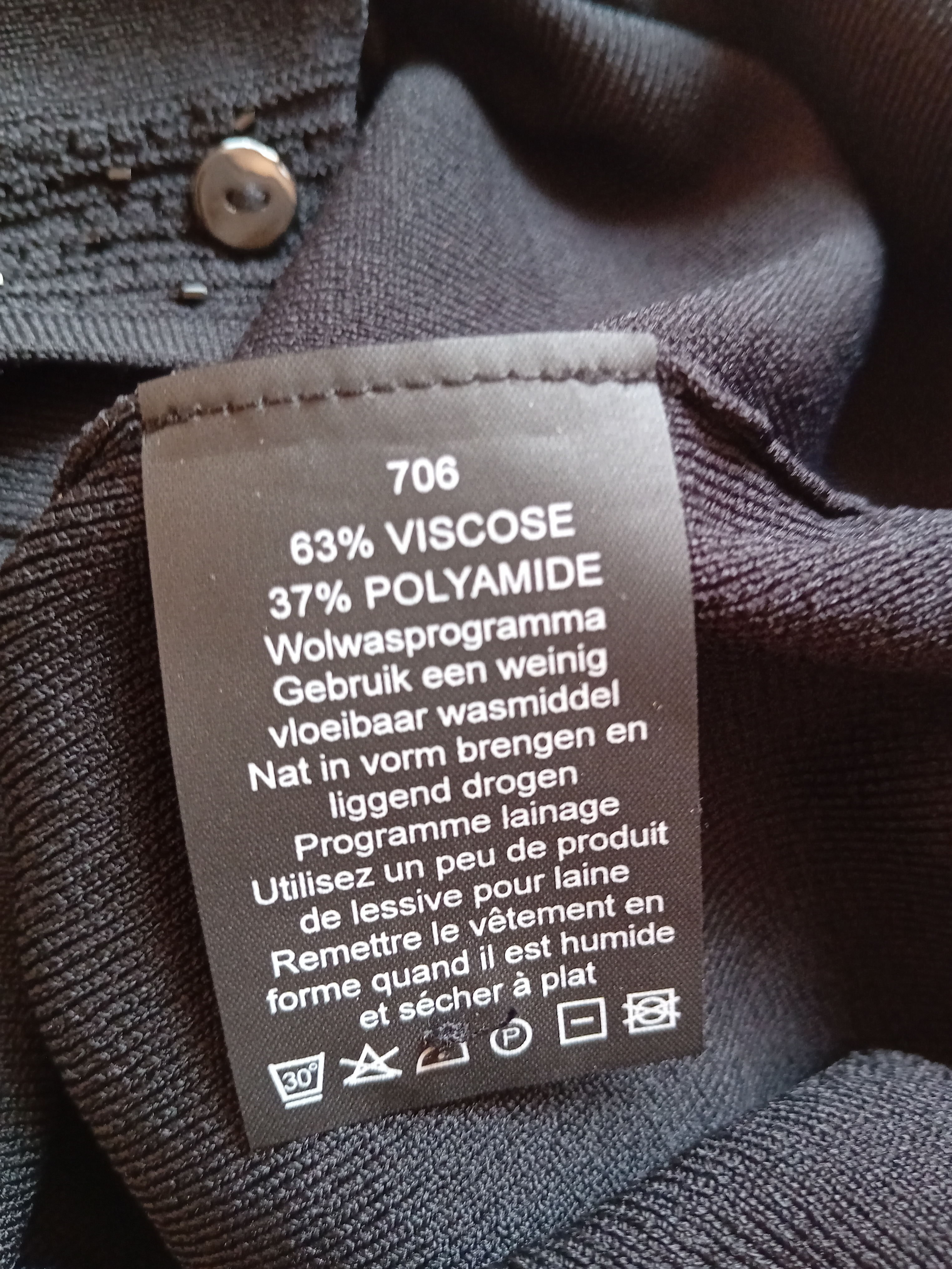 Gilet Noir Boutonné