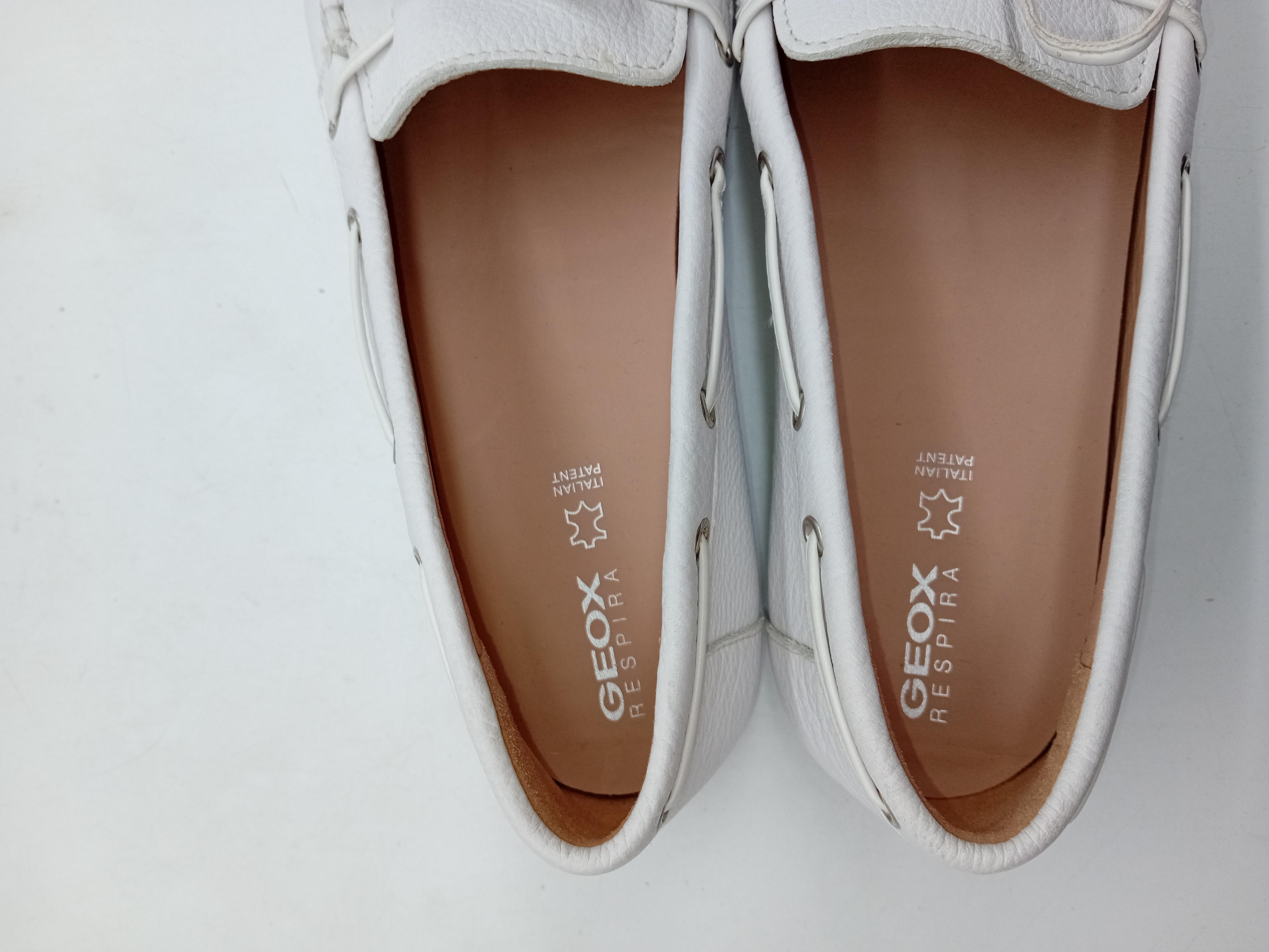 Mocassins Geox Respira En Cuir Blanc 40