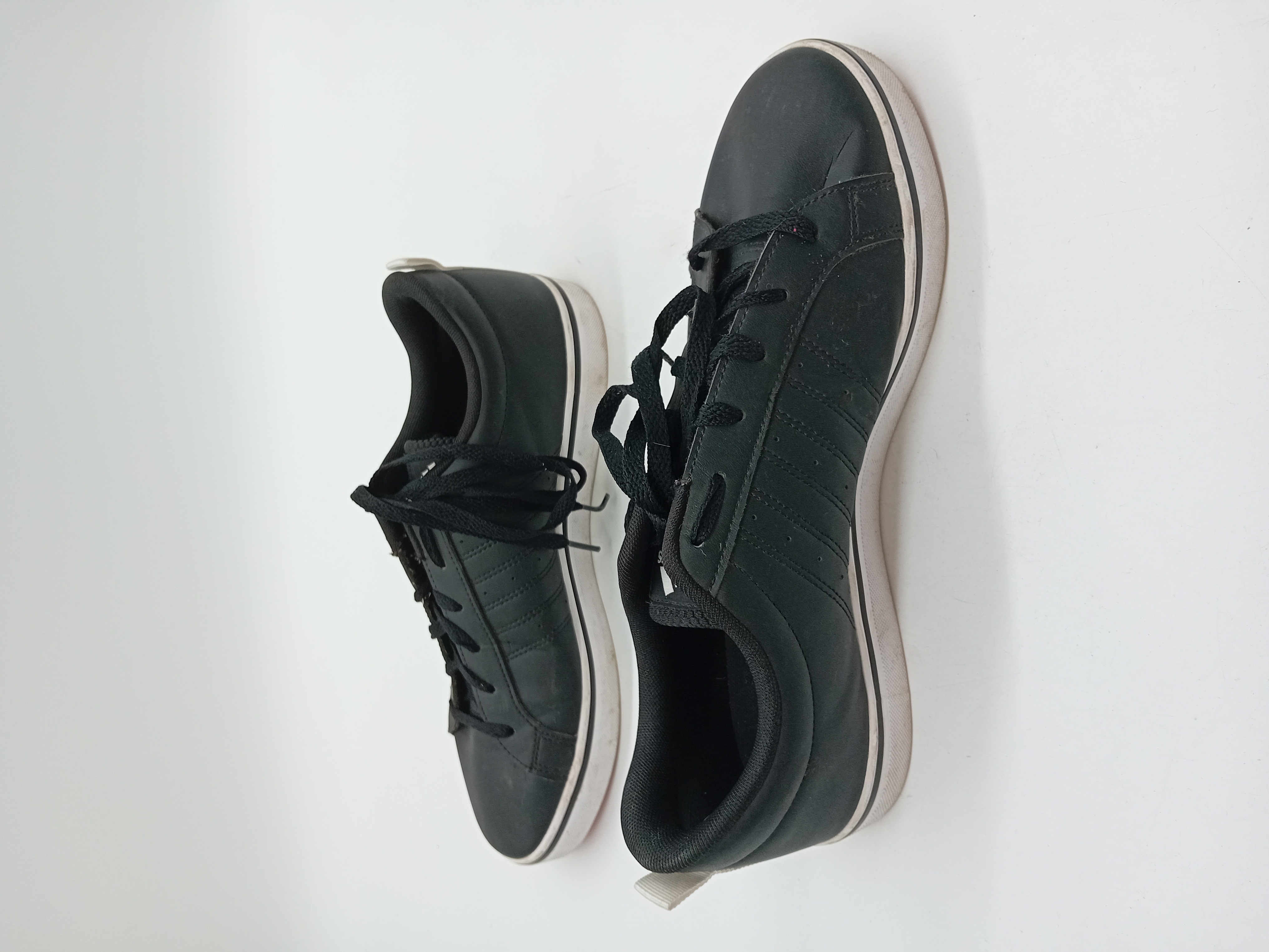 Baskets Adidas Noires
