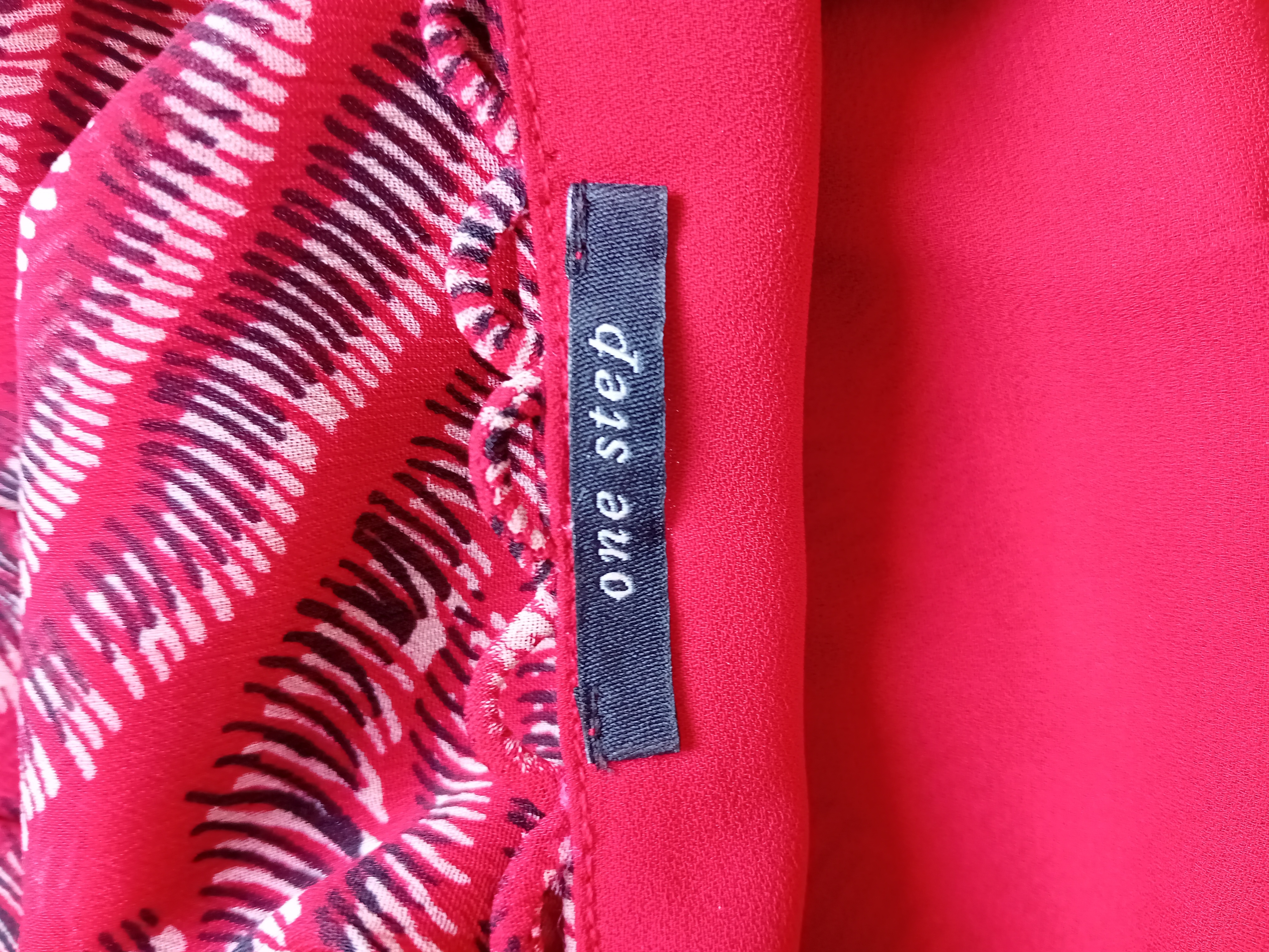 Robe Courte Rouge Motif One Step