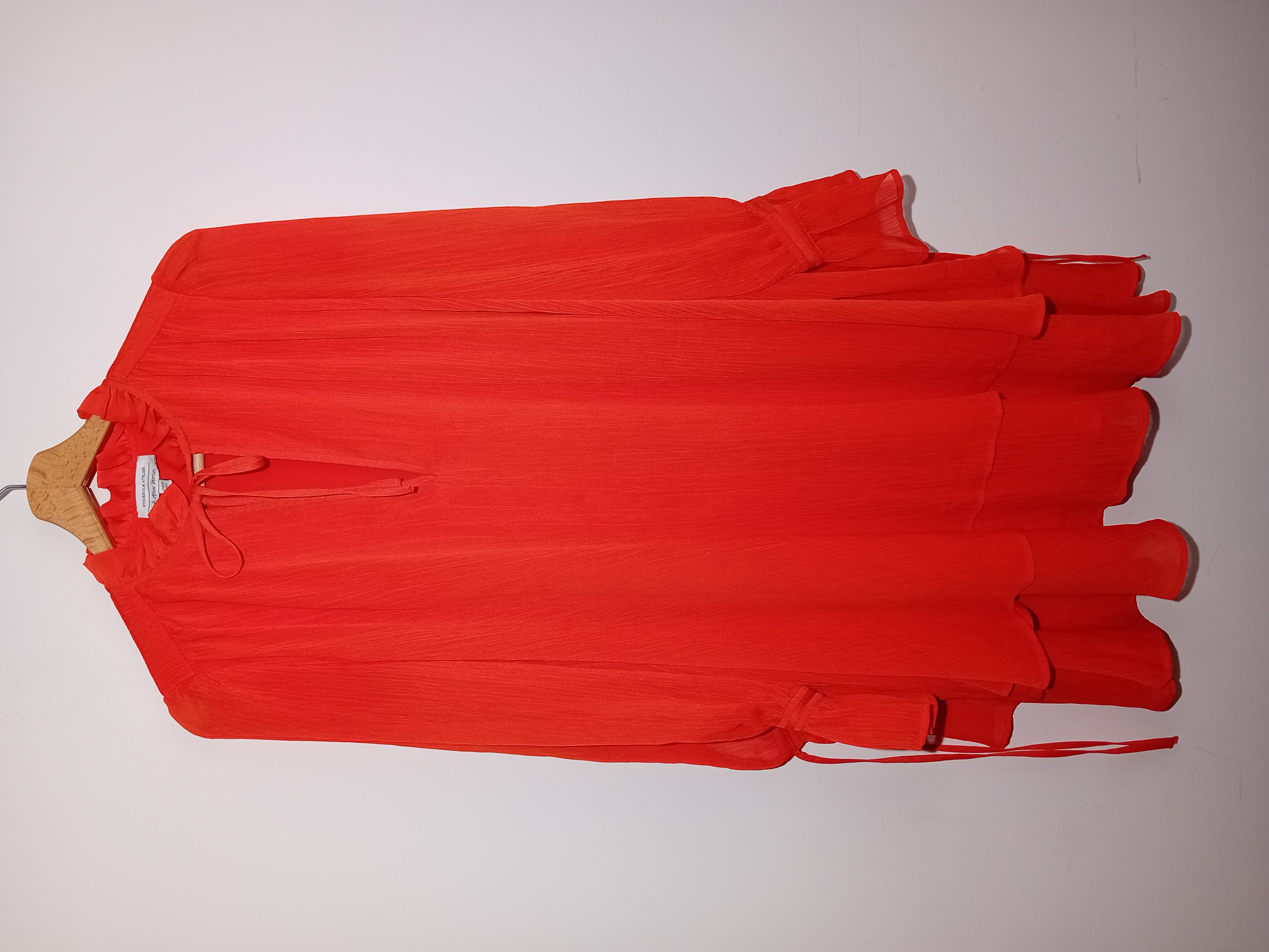 Robe Rouge Fluide & Other Stories