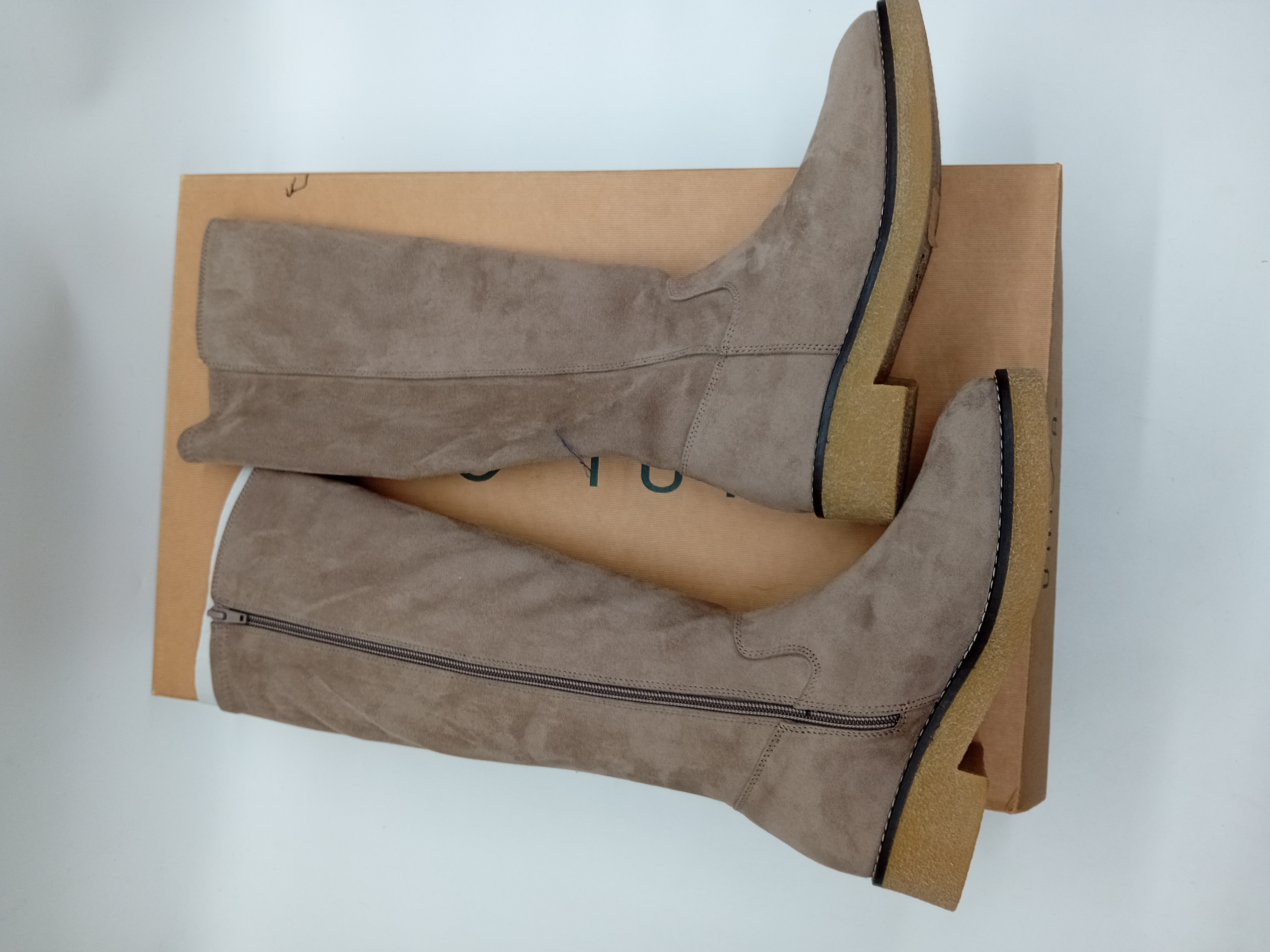 Bottes Hautes En Daim Unisa Marron