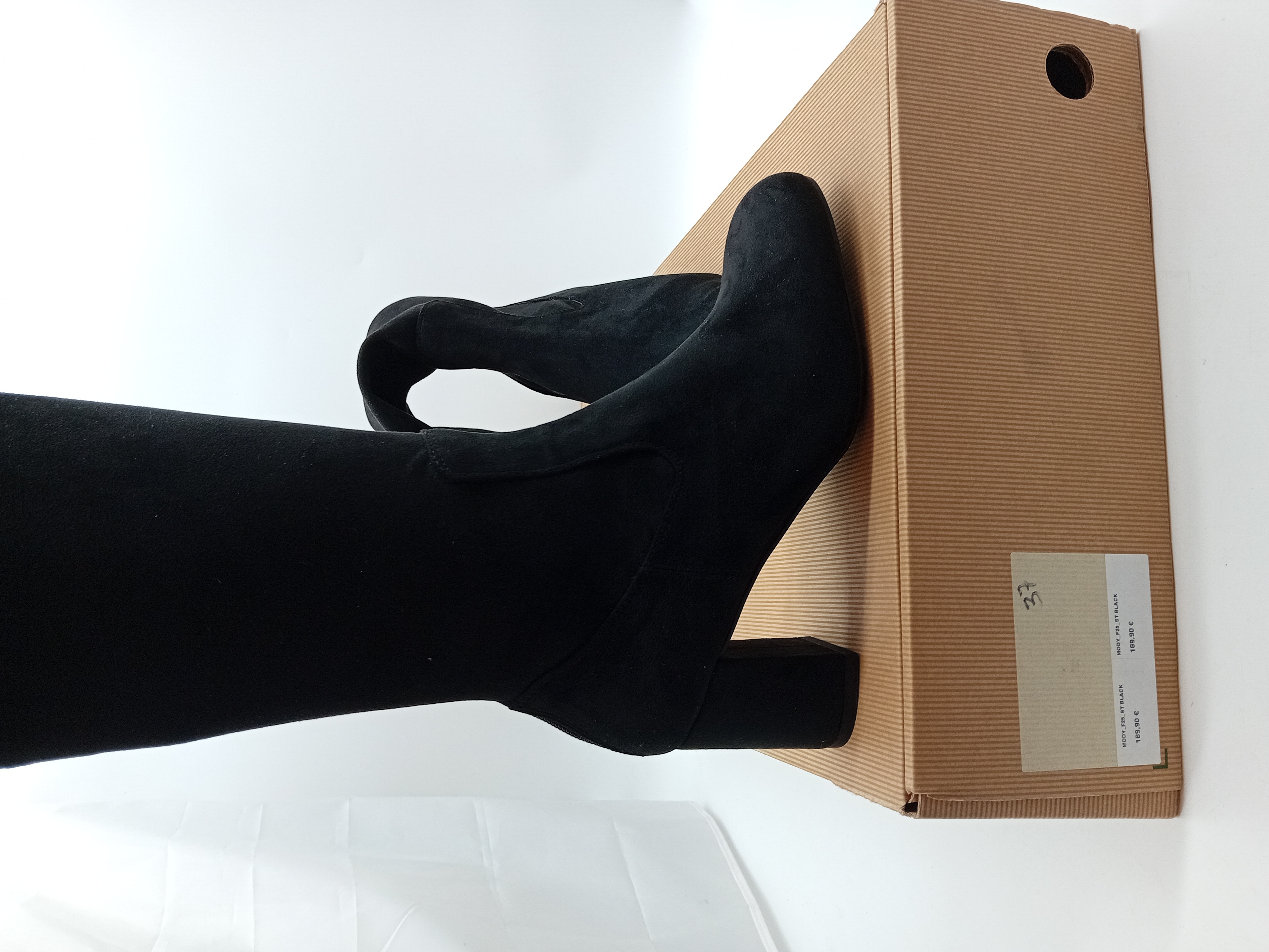 Bottes Hautes En Daim Noir Unisa 37