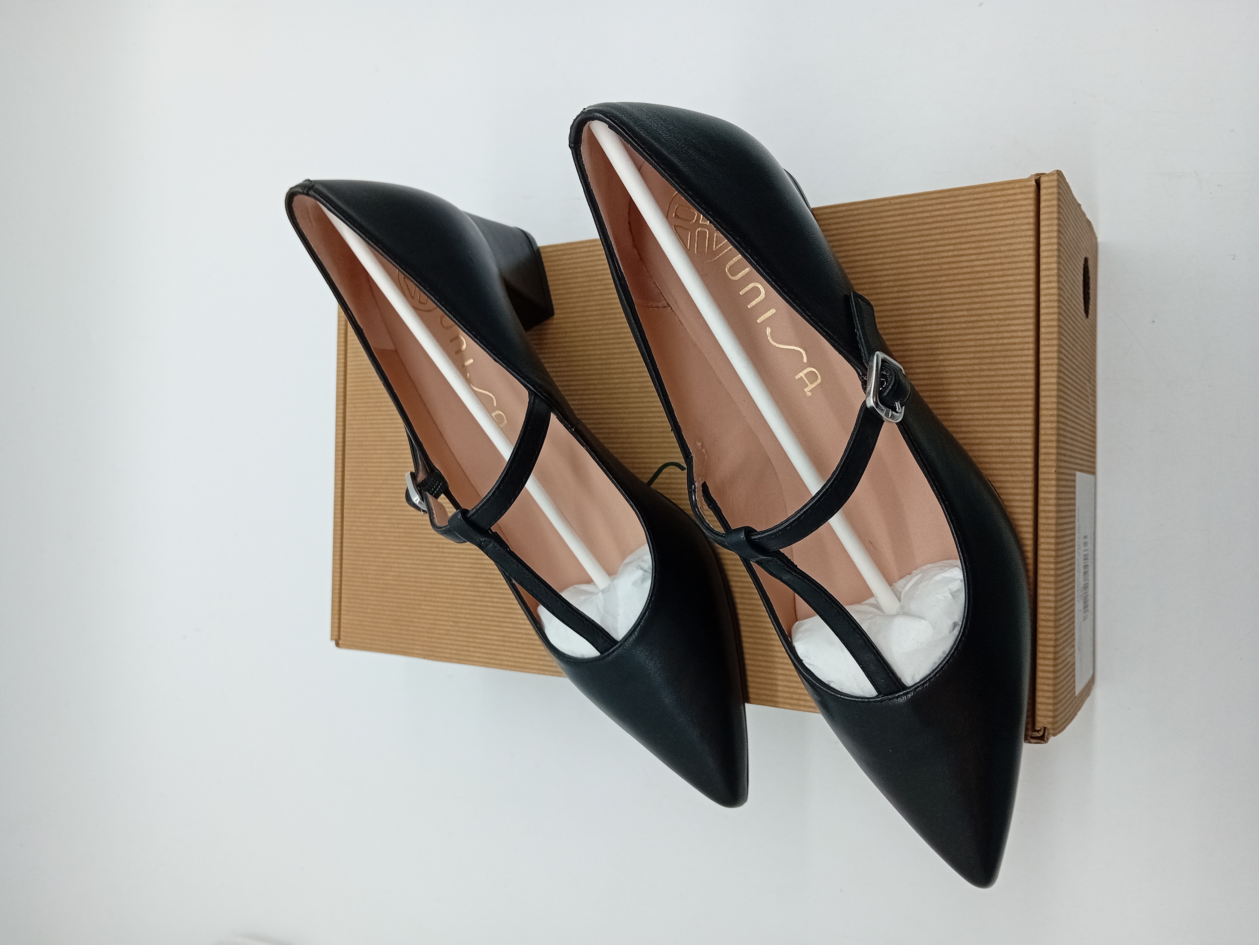 Escarpins Noirs À Brides Unisa