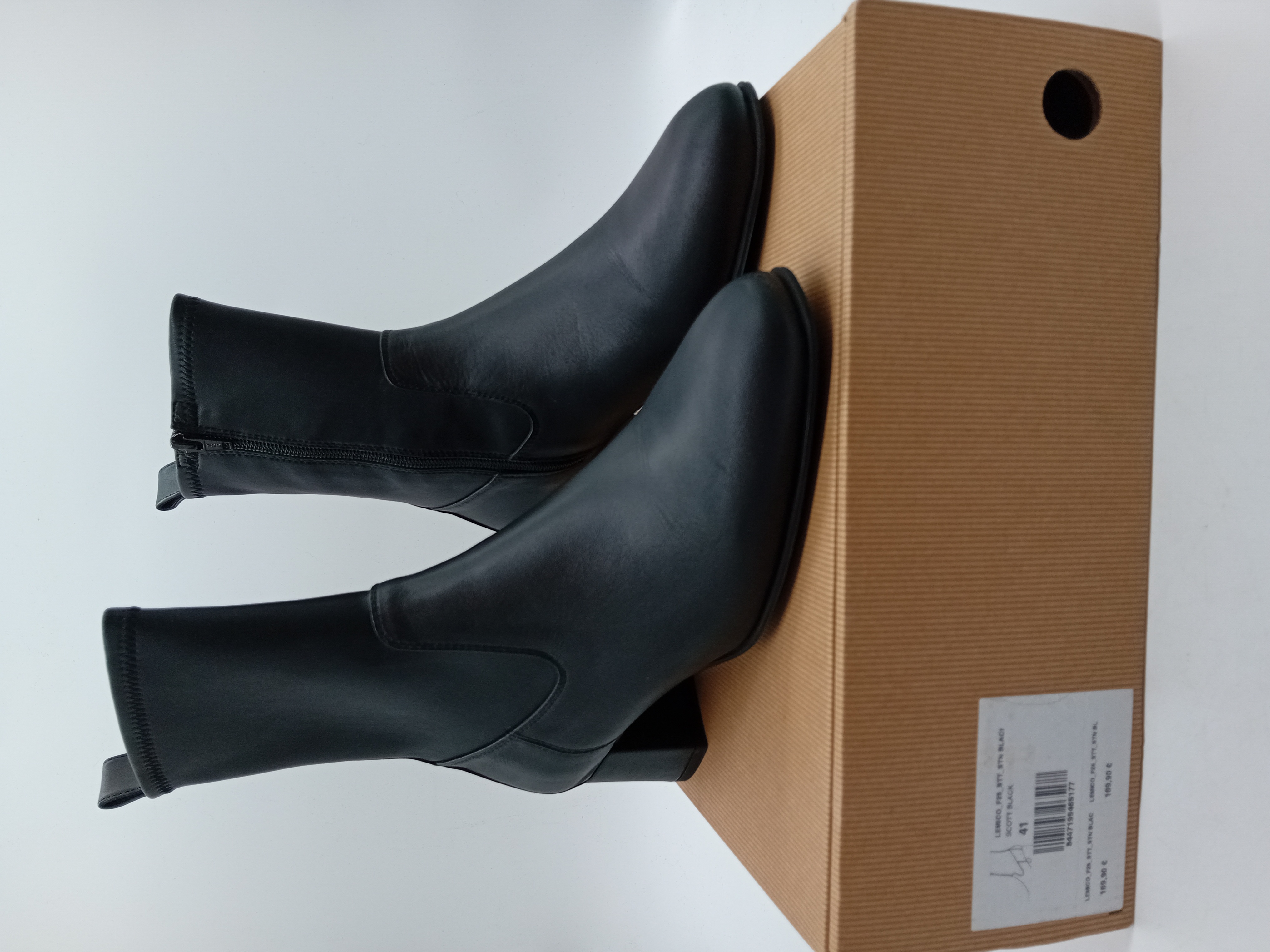 Bottines En Cuir Noir Unisa