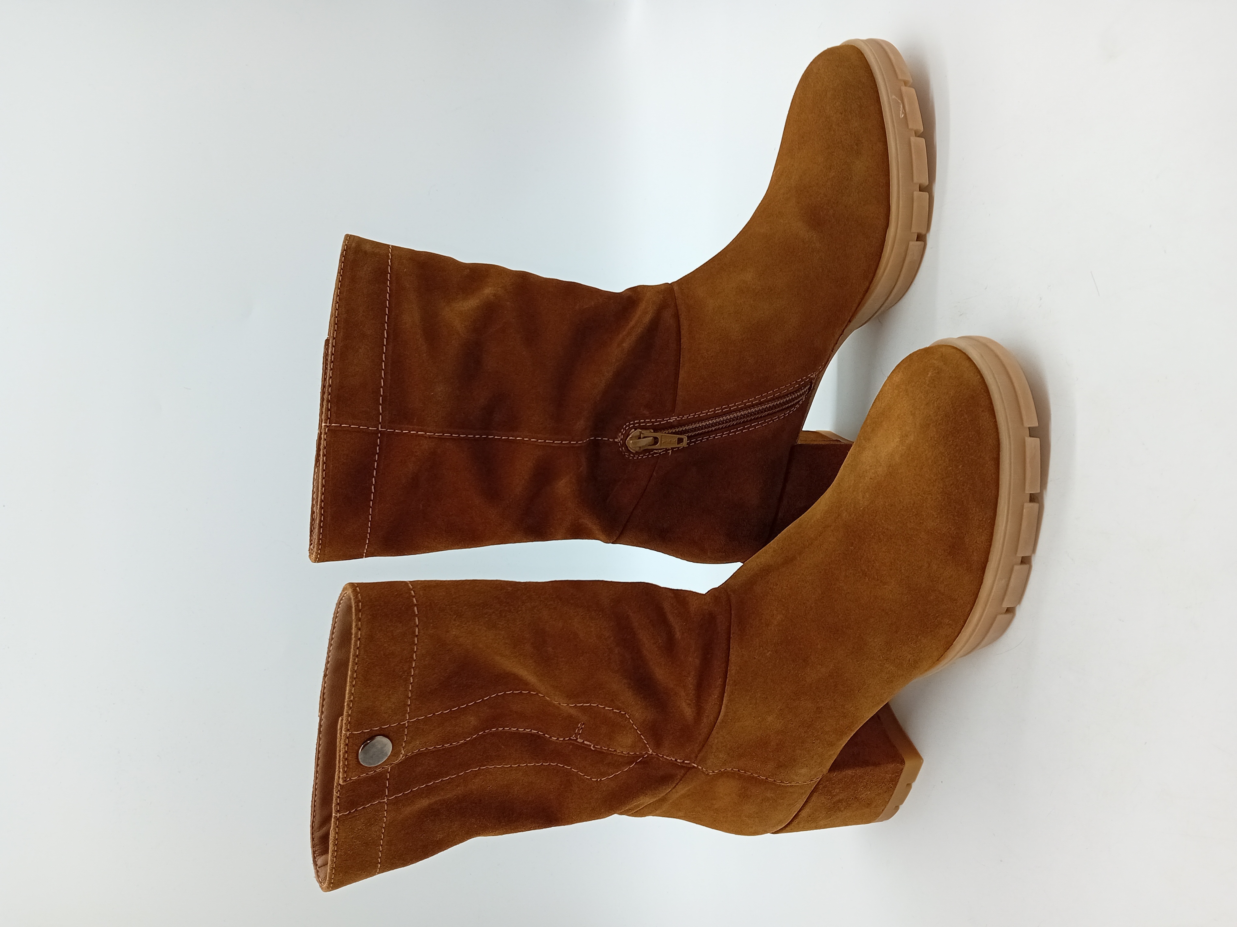 Bottes En Daim Camel Unisa