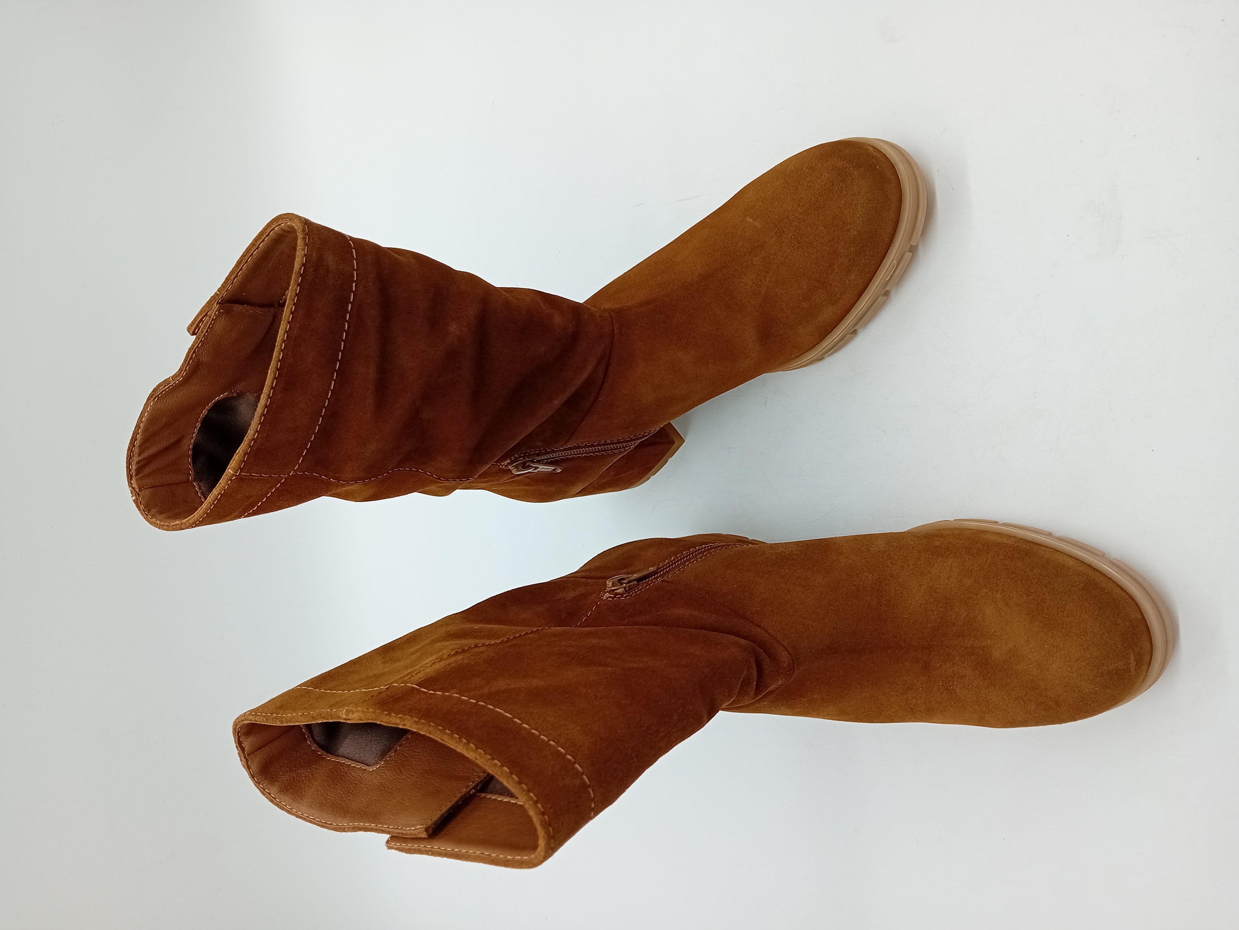 Bottes En Daim Camel Unisa