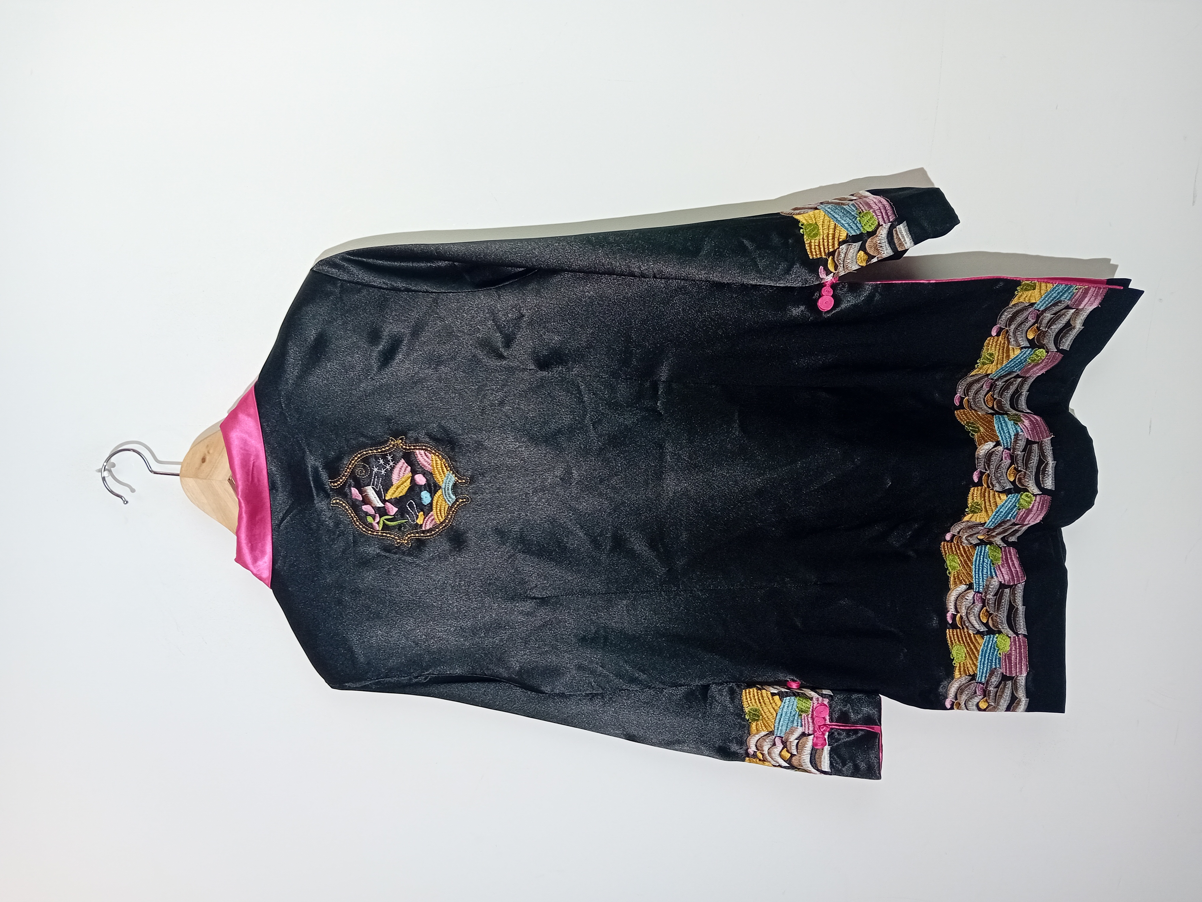 Veste Traditionnelle Chinoise Noire Brodée