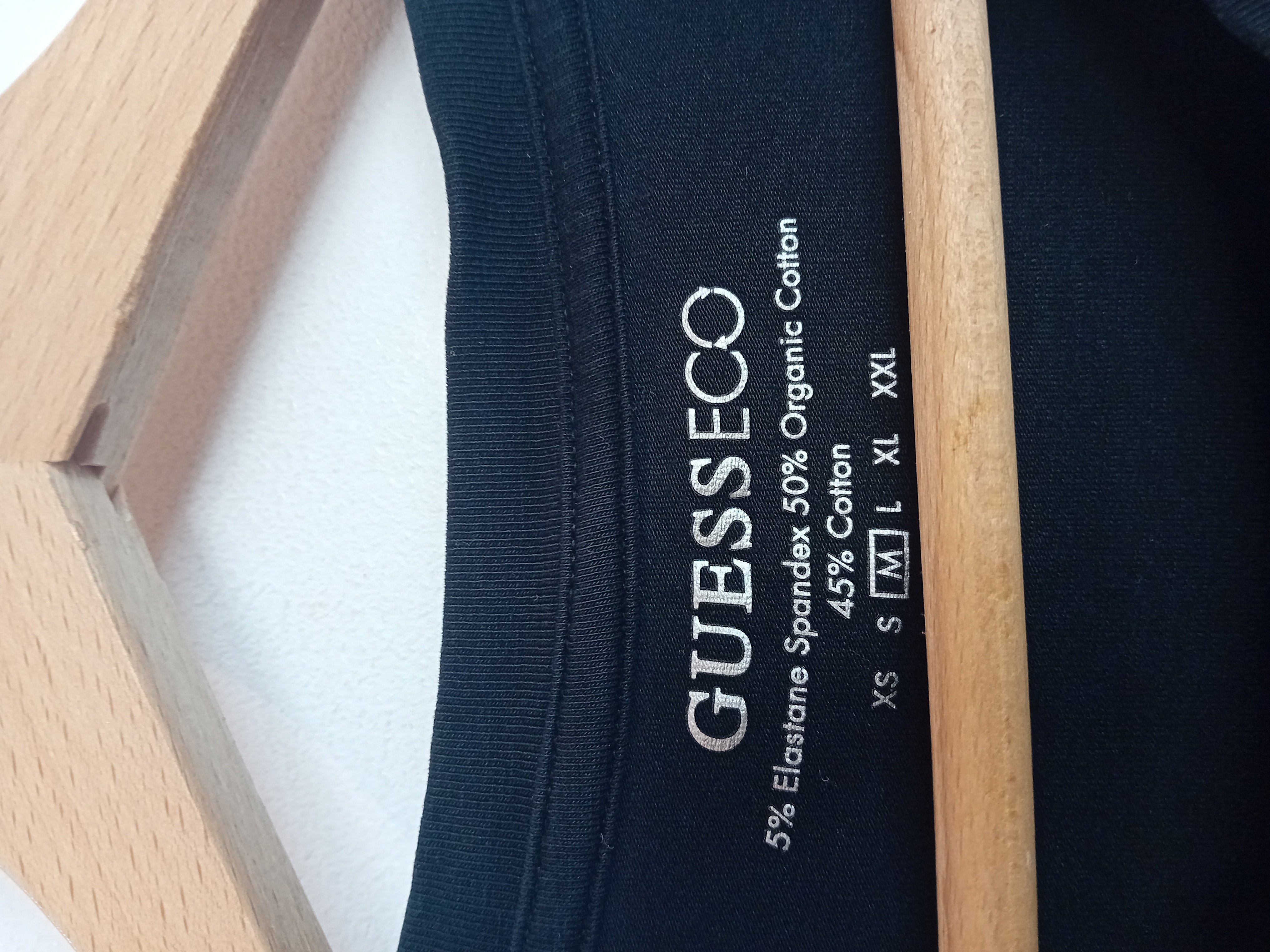 T-shirt Guess Noir Strass
