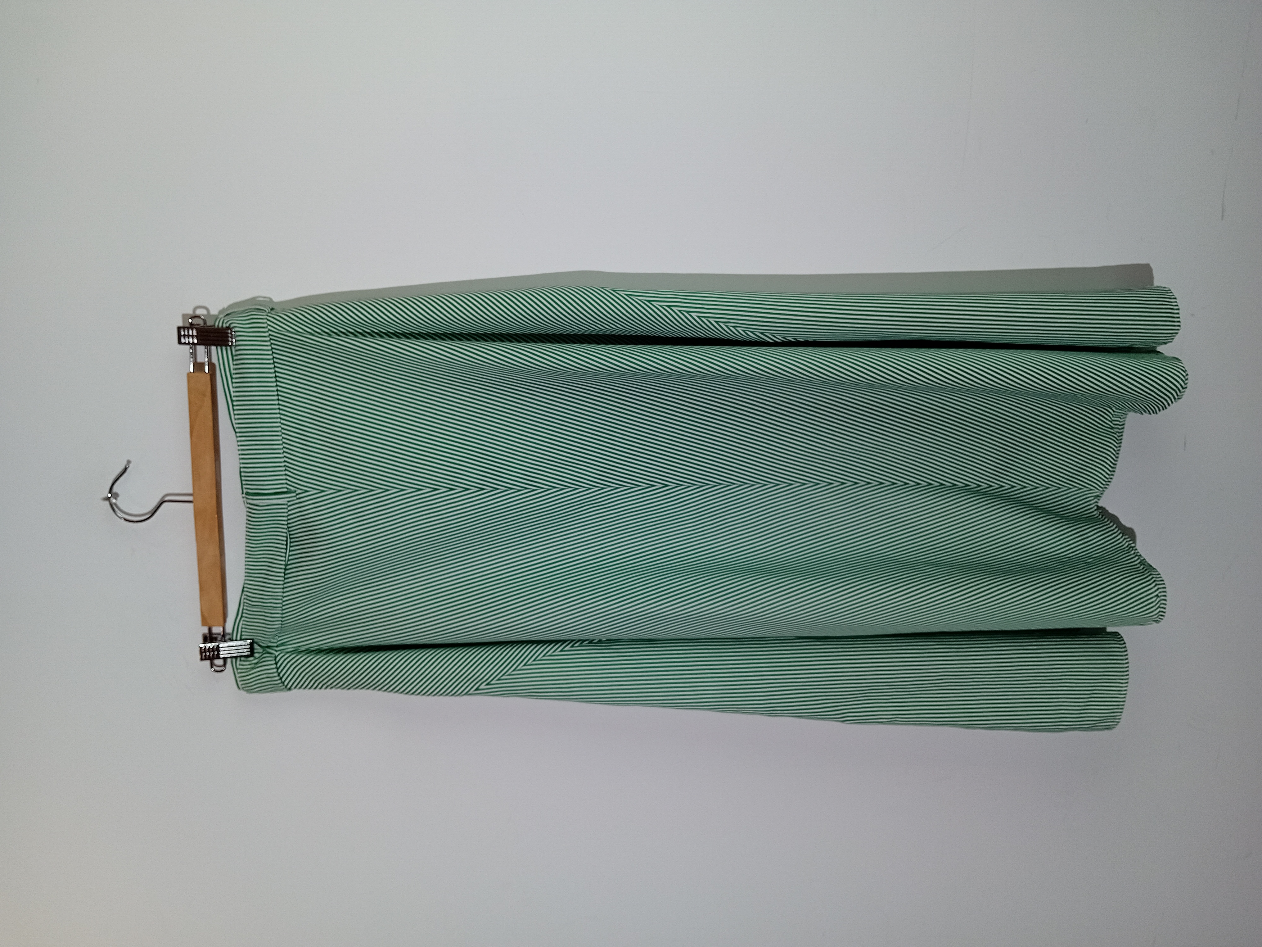 Jupe midi à rayures vertes et blanches Naf Naf