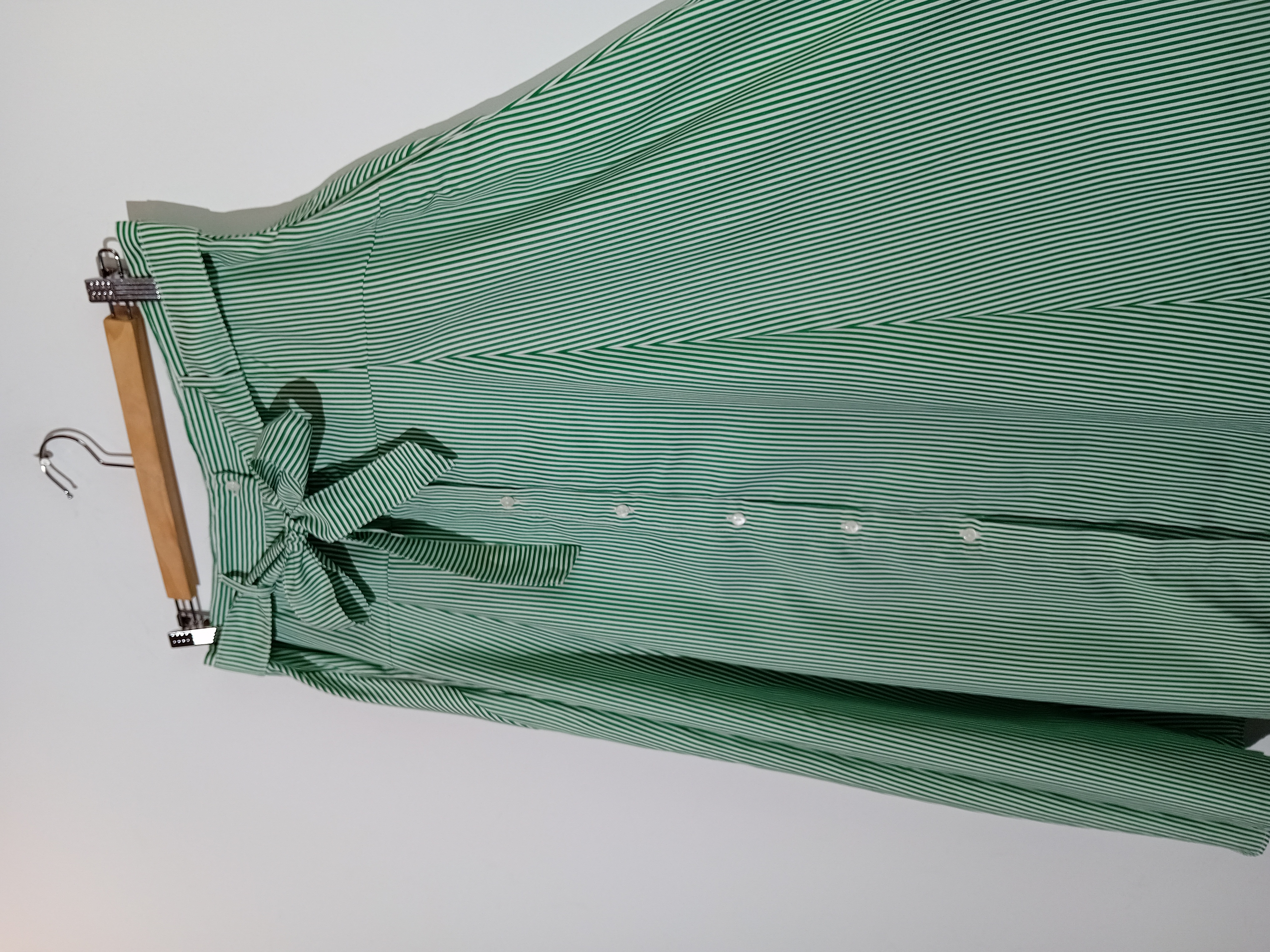 Jupe midi à rayures vertes et blanches Naf Naf