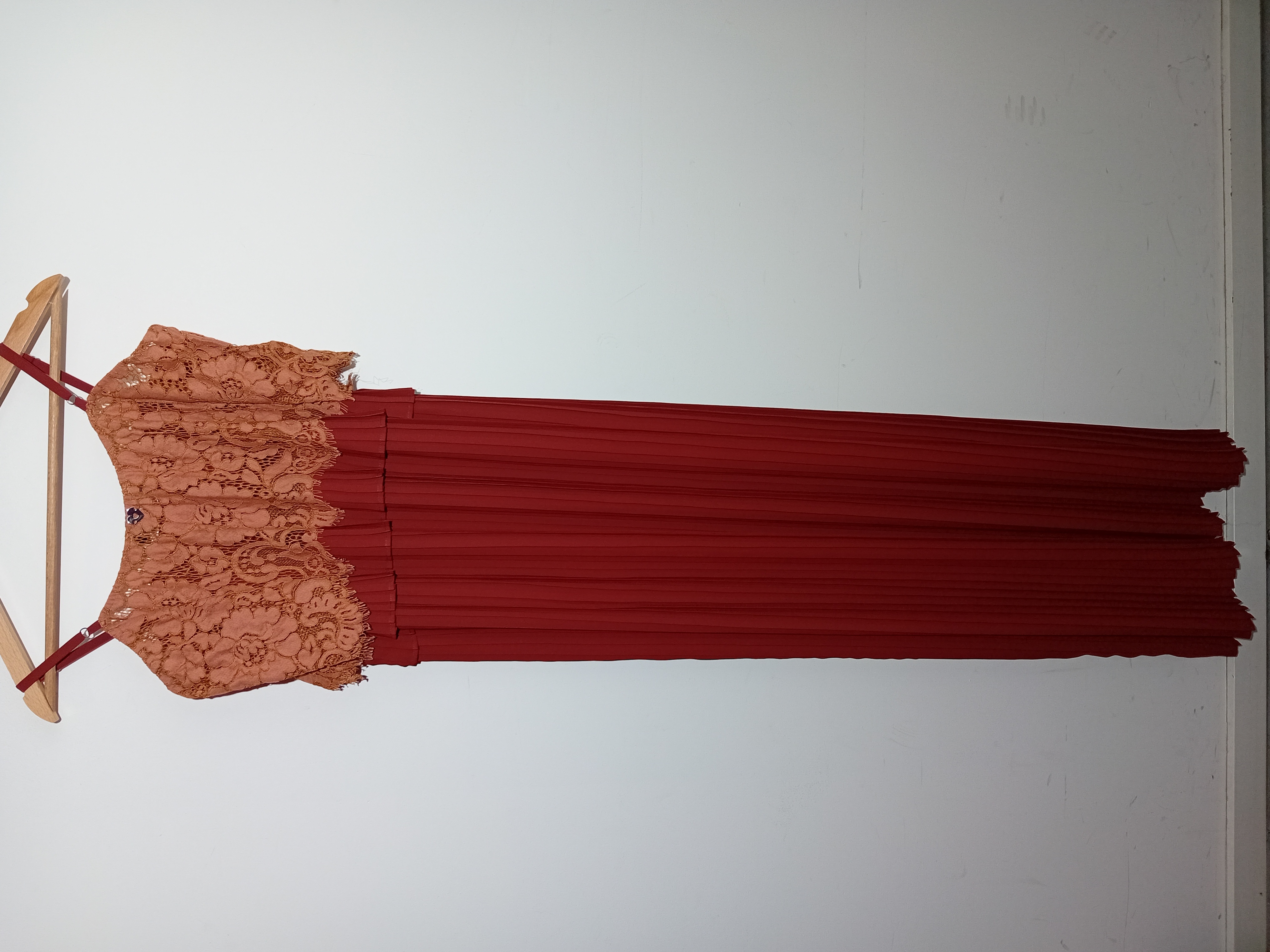 Robe Longue Plissée En Dentelle Twinset