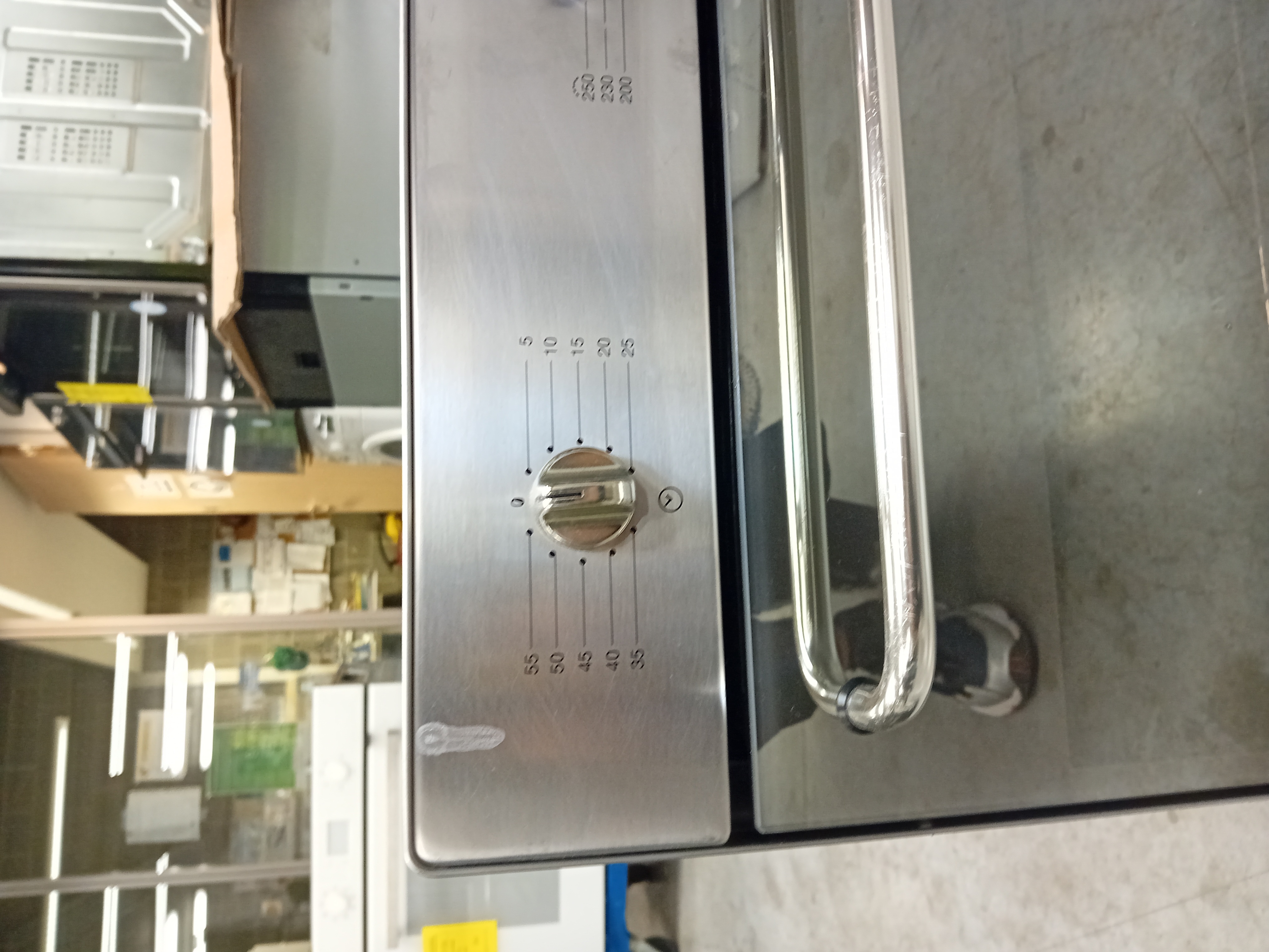 Four encastrable Smeg en acier inoxydable