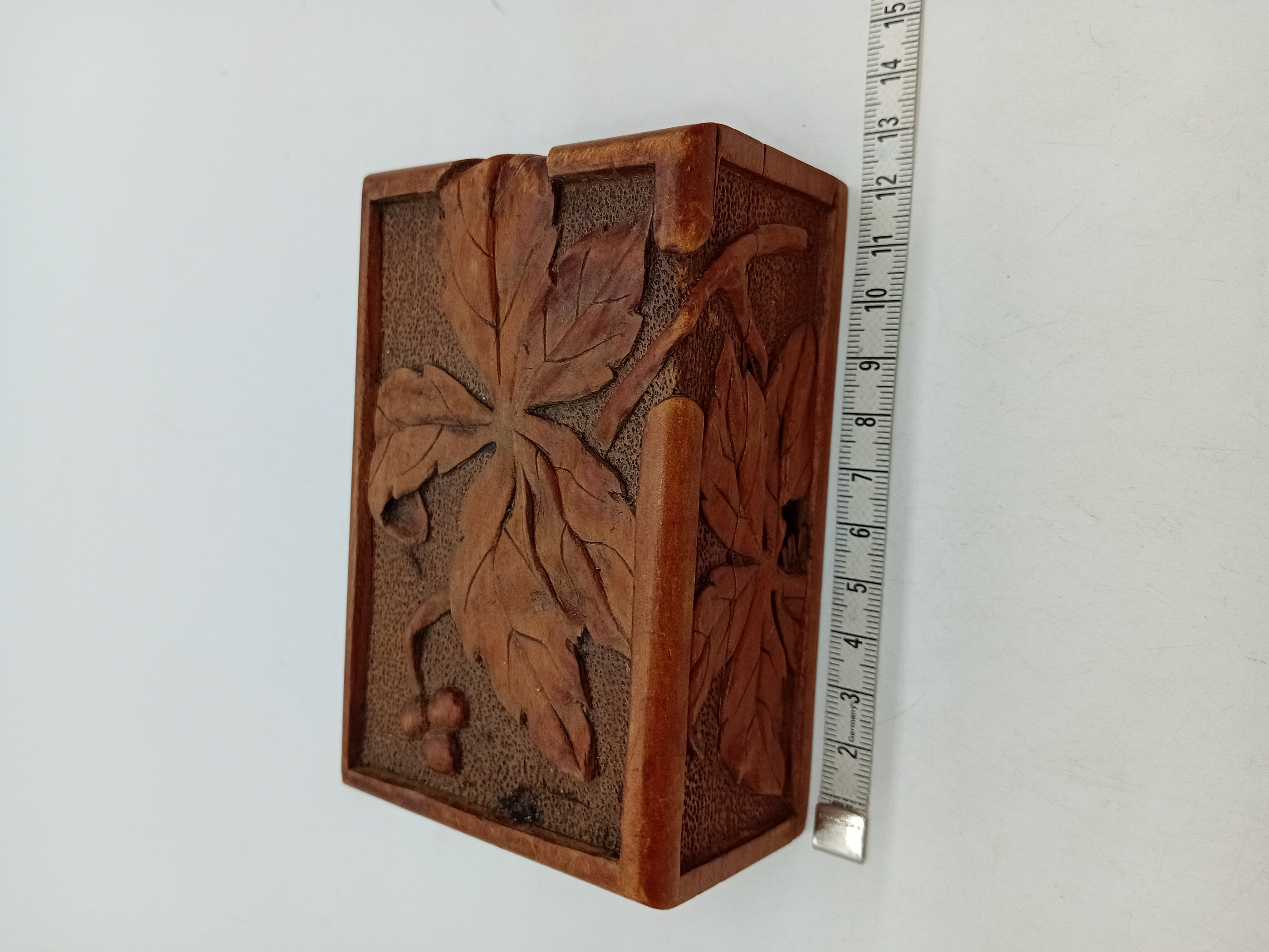 Coffret En Bois Sculpté Vintage