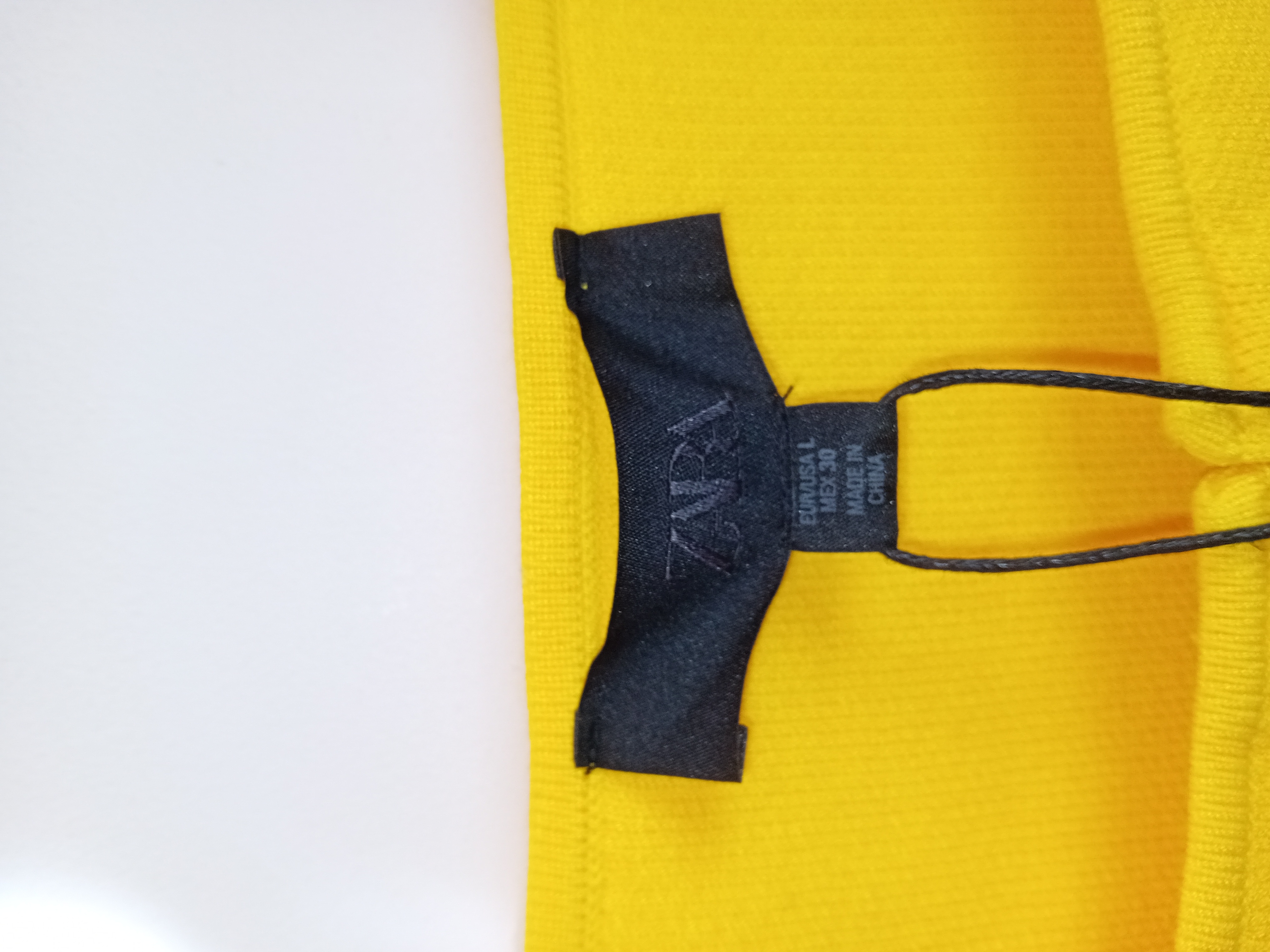 Top Court Maille Jaune Zara