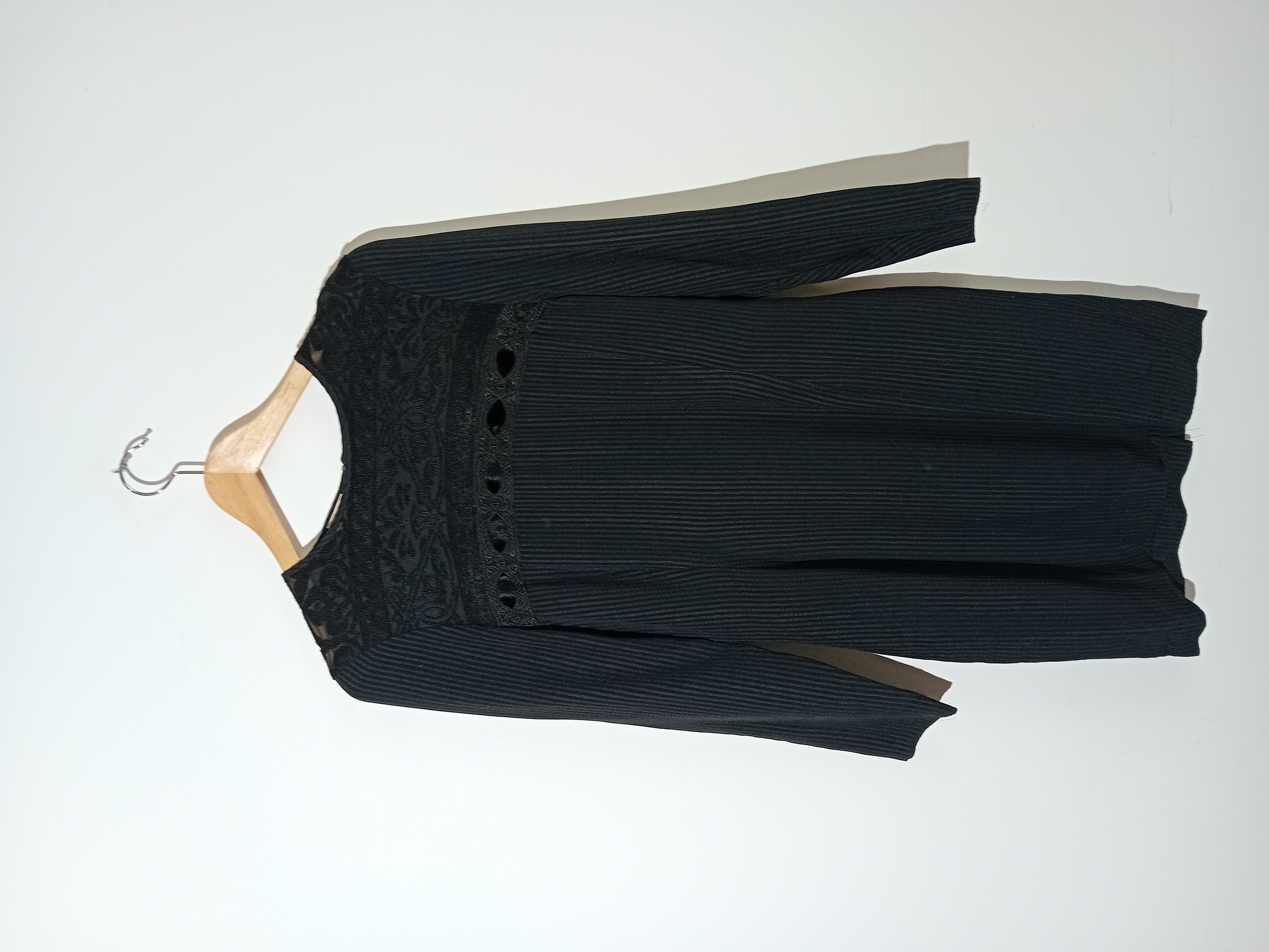 Robe Noire En Laine Et Viscose Porcini