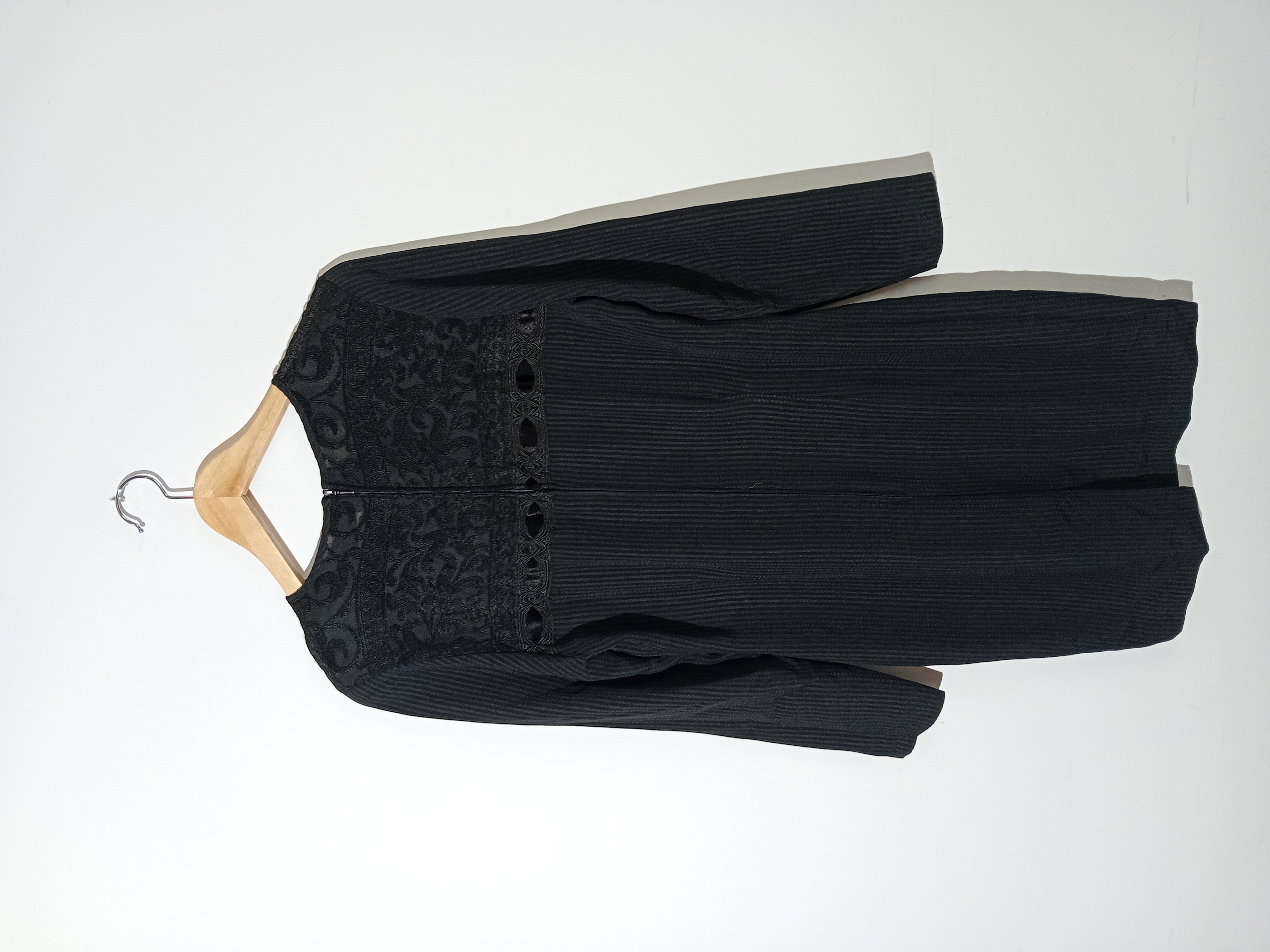 Robe Noire En Laine Et Viscose Porcini