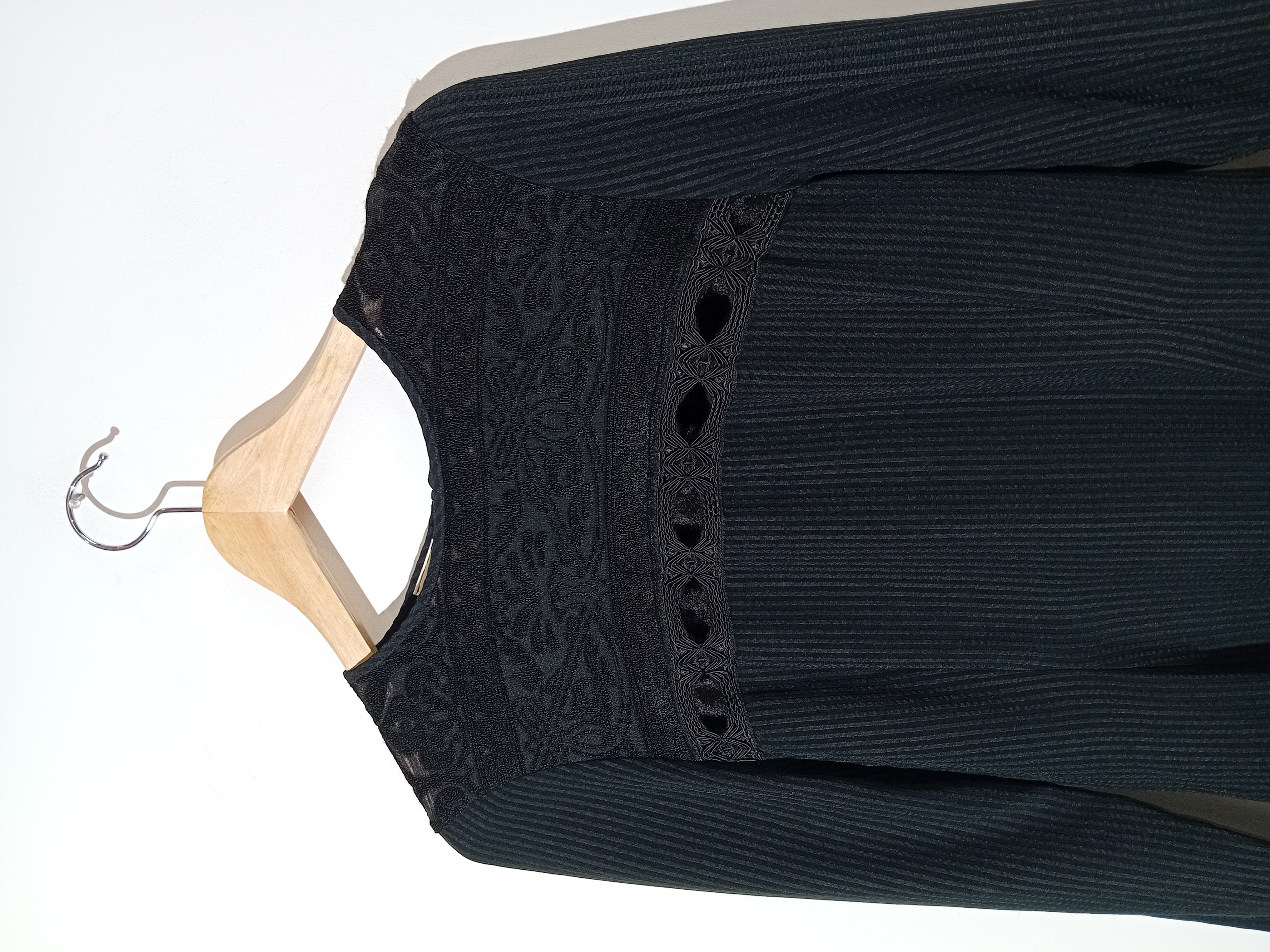Robe Noire En Laine Et Viscose Porcini