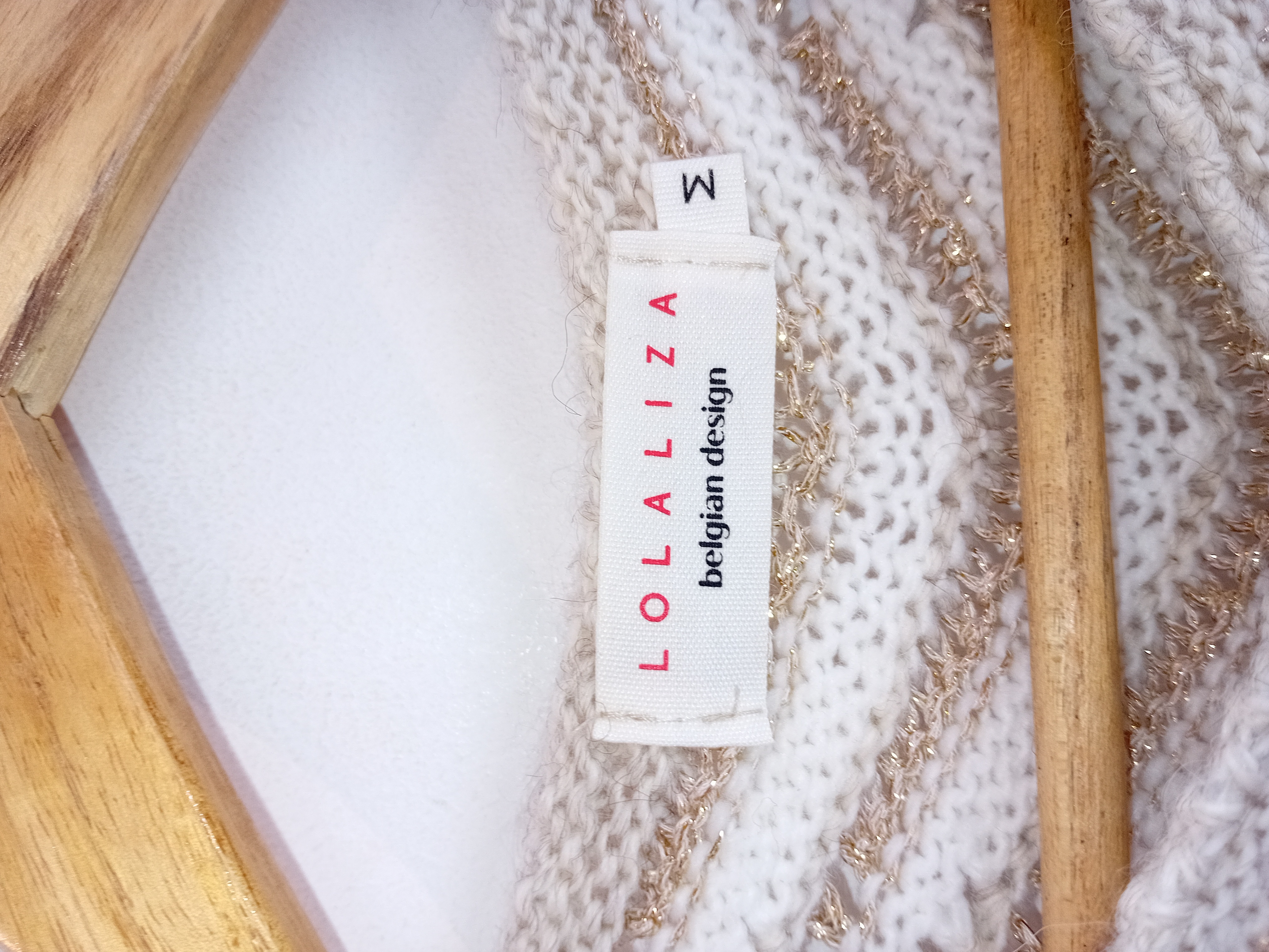 Pull En Maille Beige Et Doré