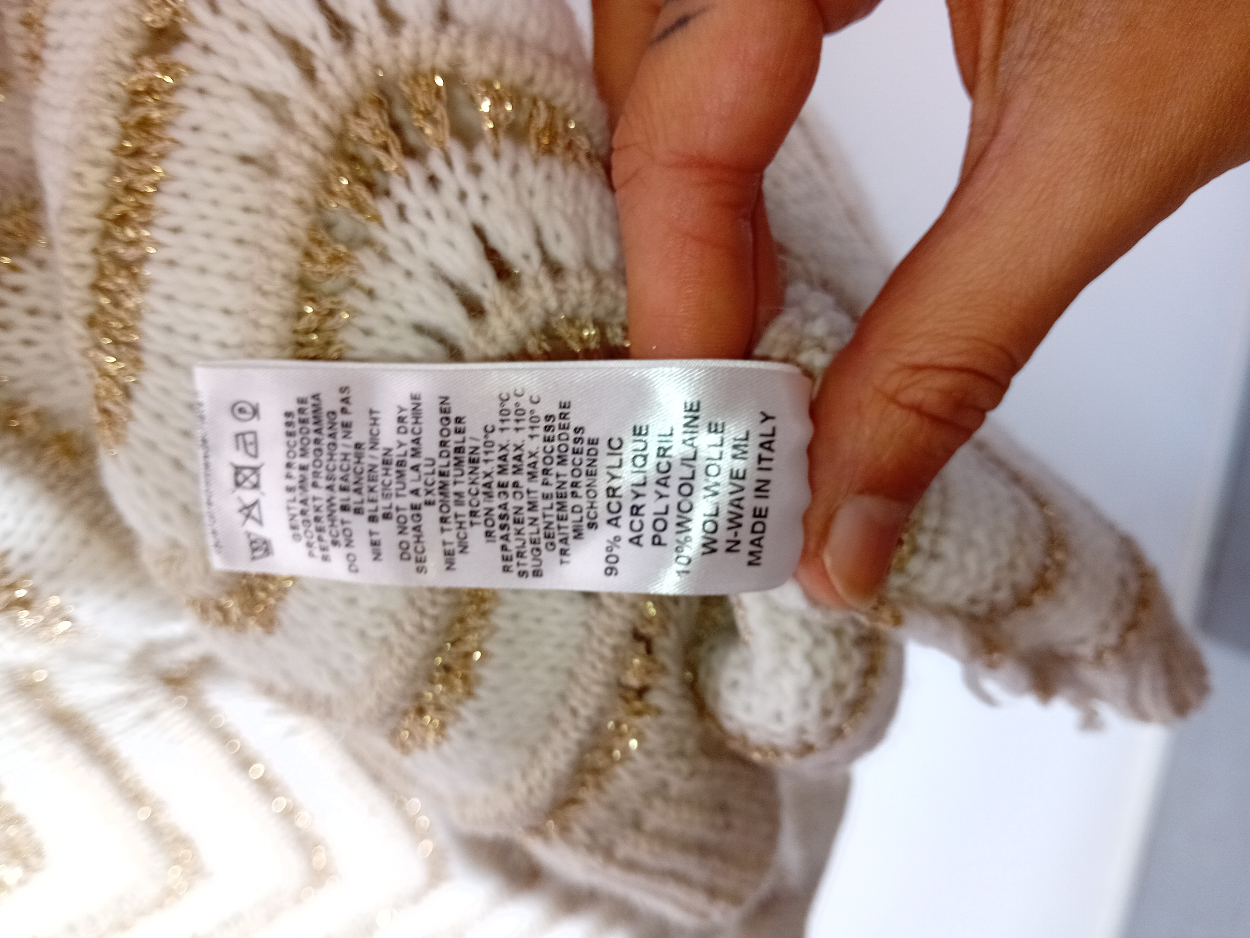 Pull En Maille Beige Et Doré