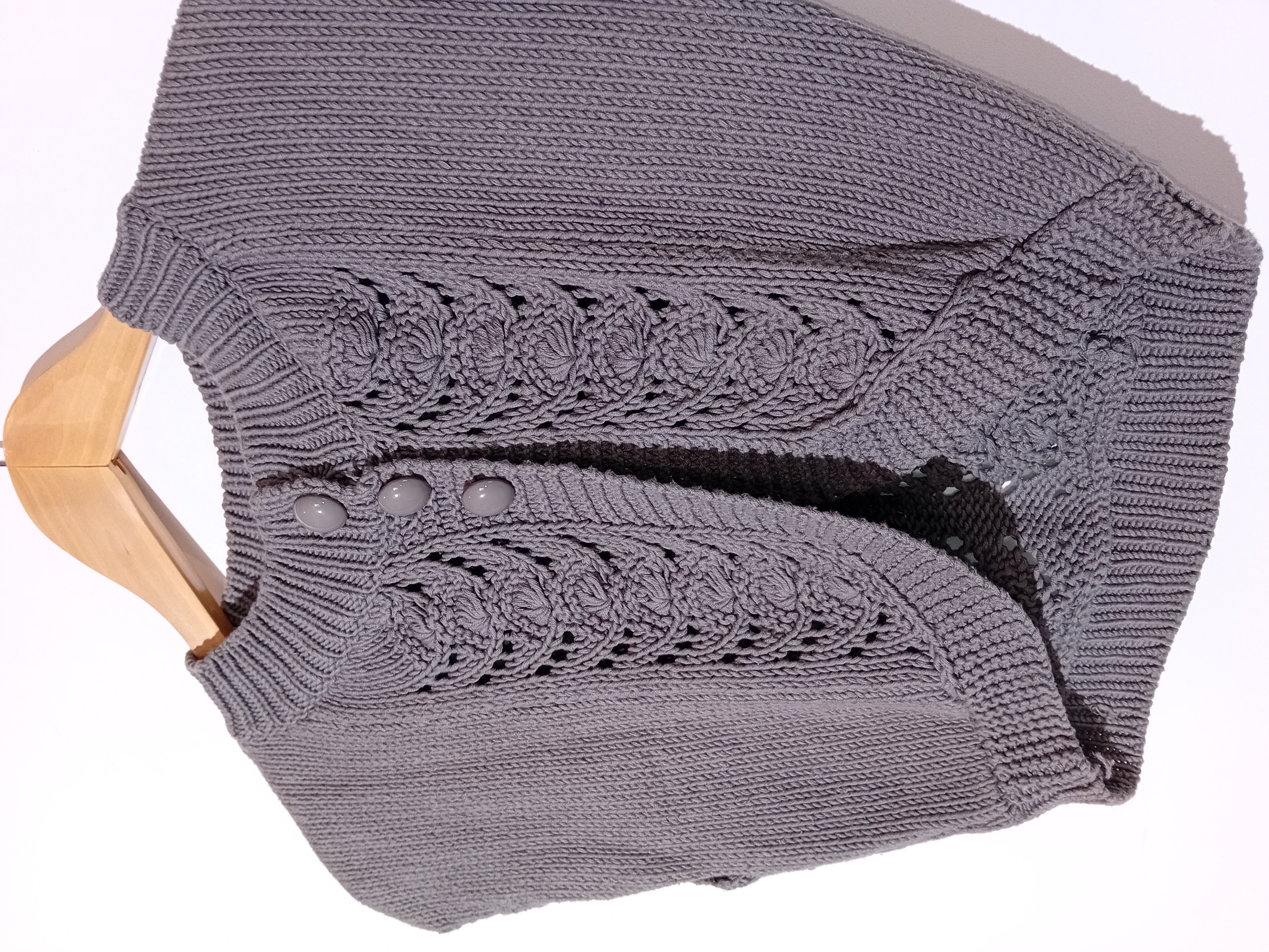 Gilet En Maille Grise Ajourée Ccdk