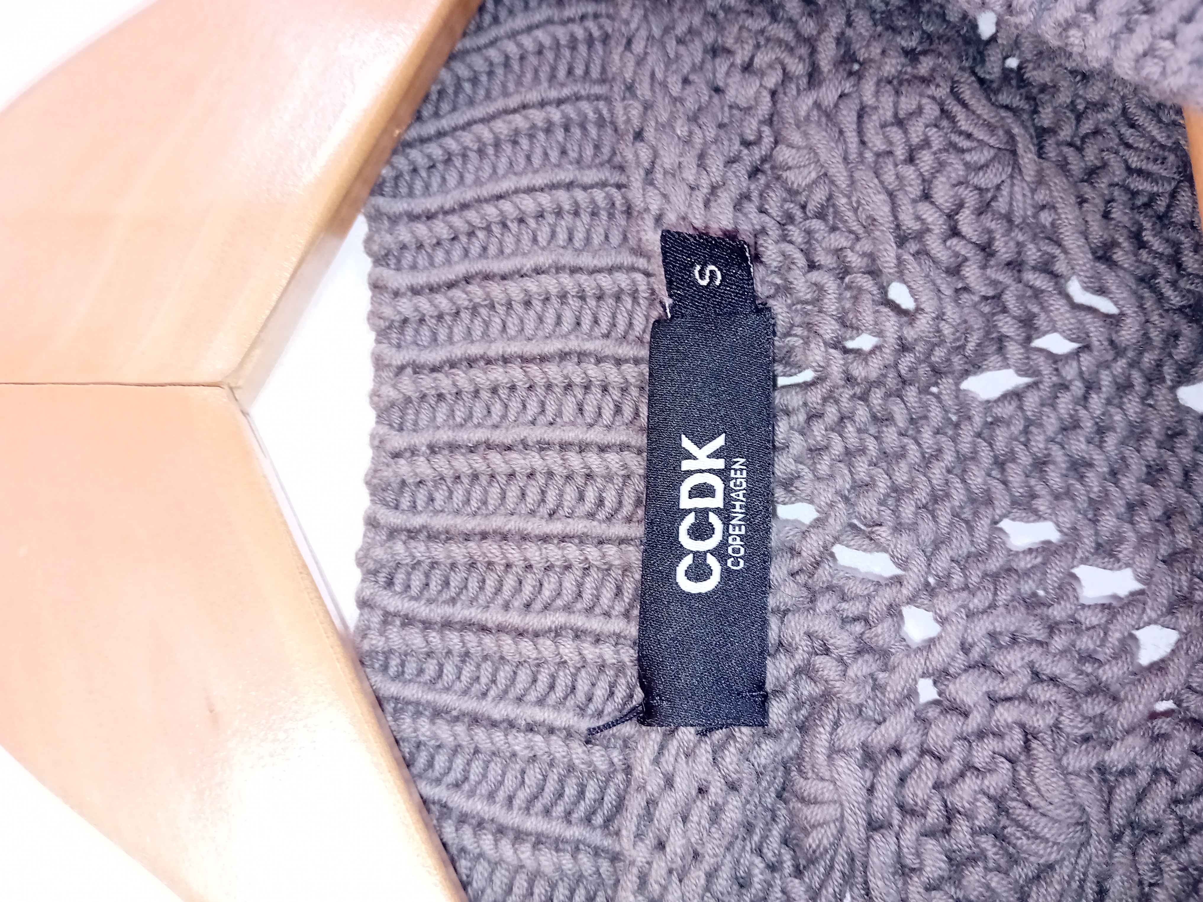Gilet En Maille Grise Ajourée Ccdk