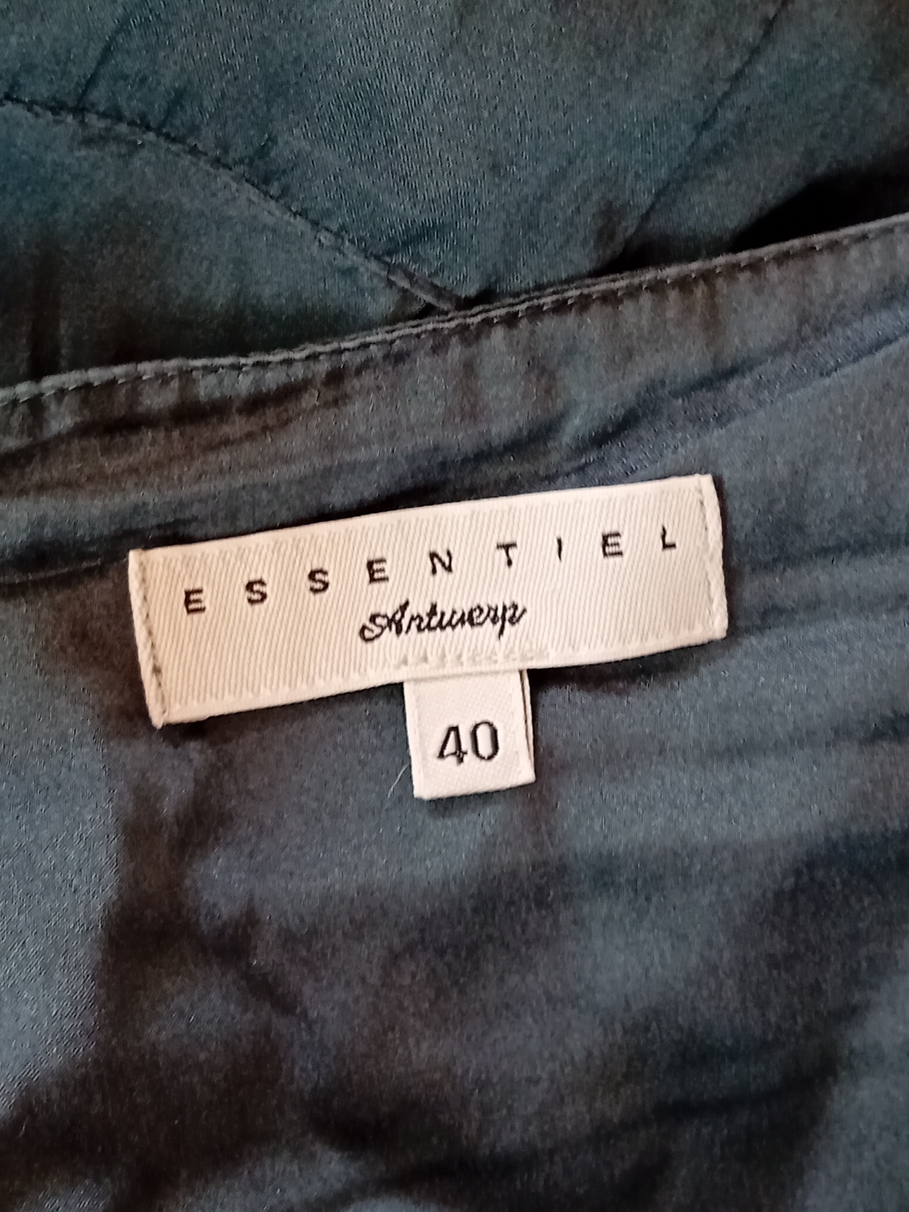 Jupe Midi En Soie Vert Canard Essentiel Antwerp